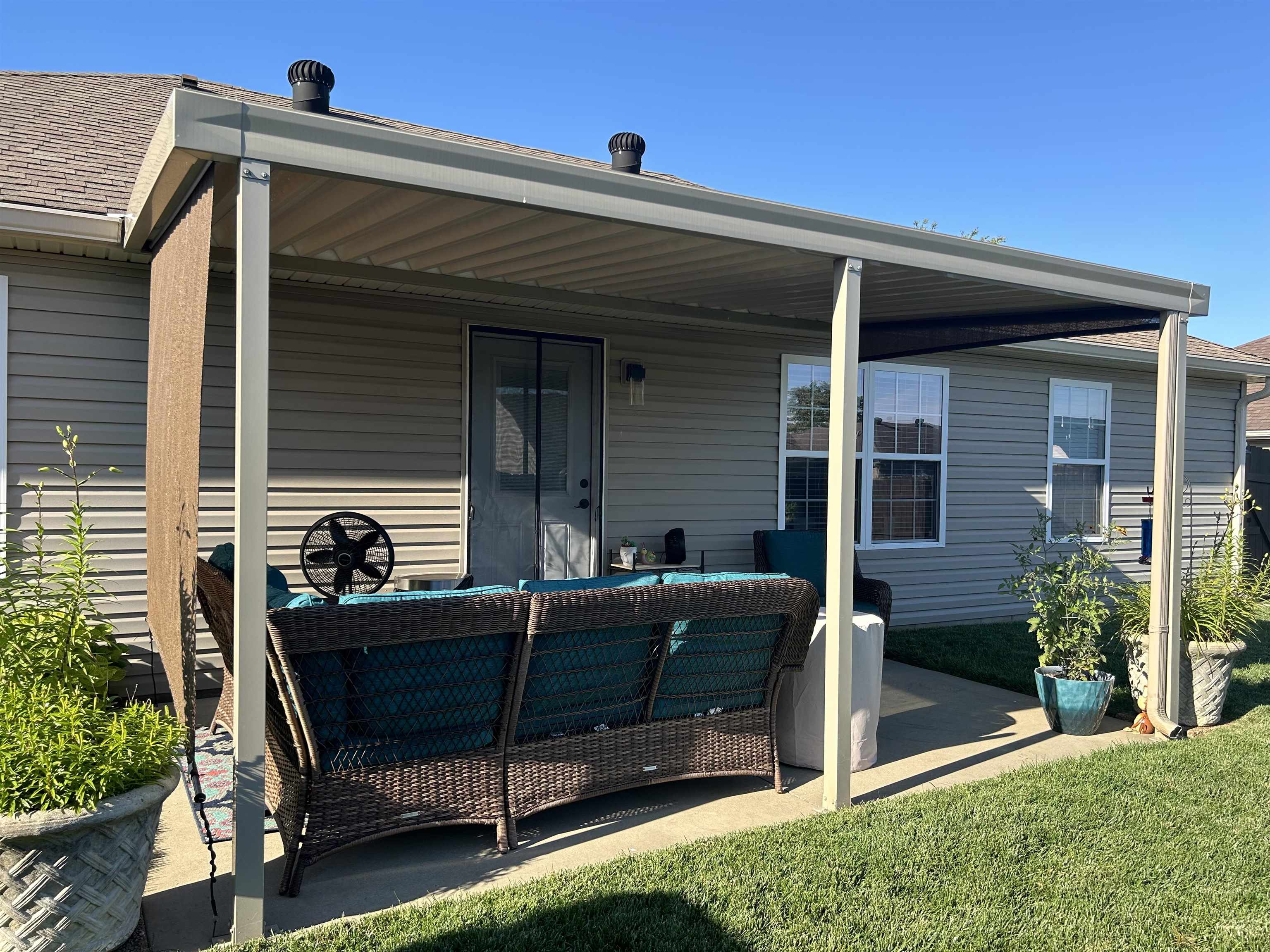 435 Camden Circle, Owensboro, Kentucky 42301, 3 Bedrooms Bedrooms, ,2 BathroomsBathrooms,Single Family Residence,For Sale,Camden Circle,89882