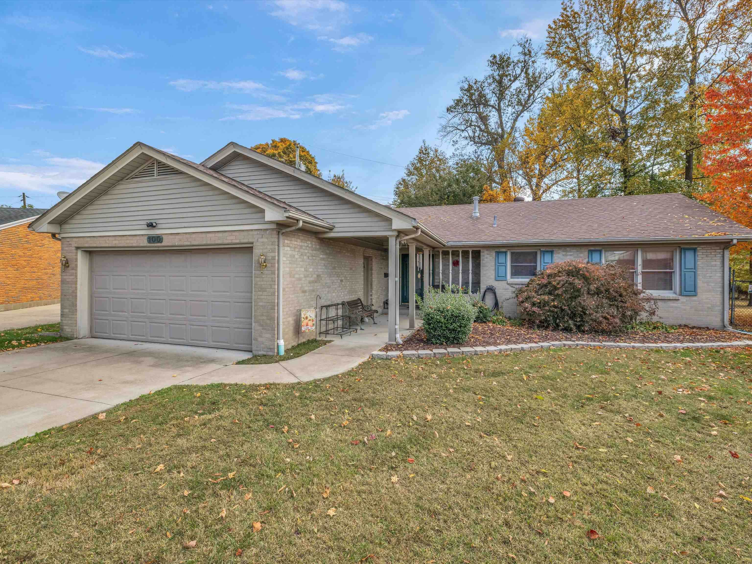 100 Stockton Drive, Owensboro, Kentucky 42303, 3 Bedrooms Bedrooms, ,2 BathroomsBathrooms,Single Family Residence,For Sale,Stockton Drive,89883