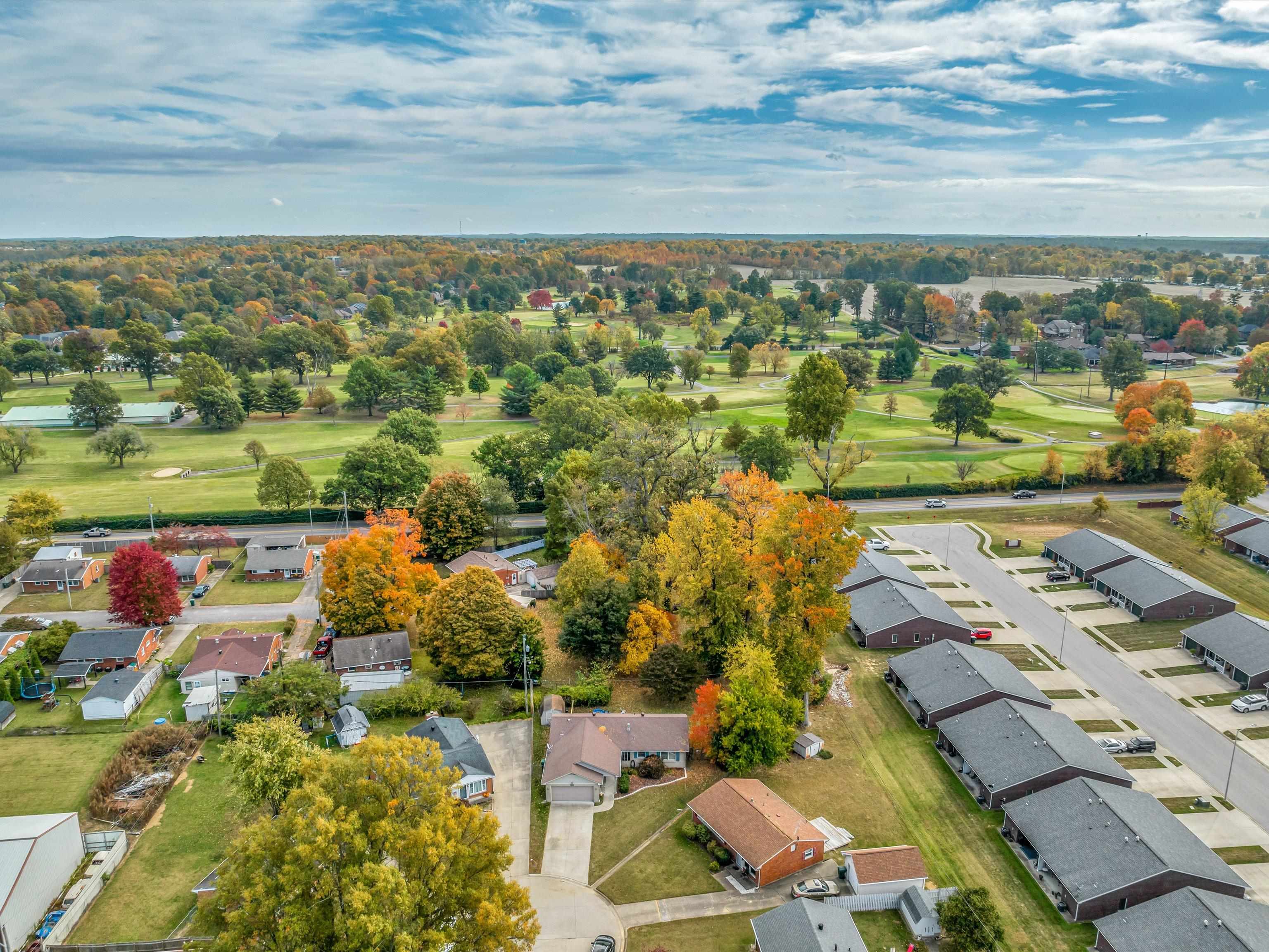 100 Stockton Drive, Owensboro, Kentucky 42303, 3 Bedrooms Bedrooms, ,2 BathroomsBathrooms,Single Family Residence,For Sale,Stockton Drive,89883