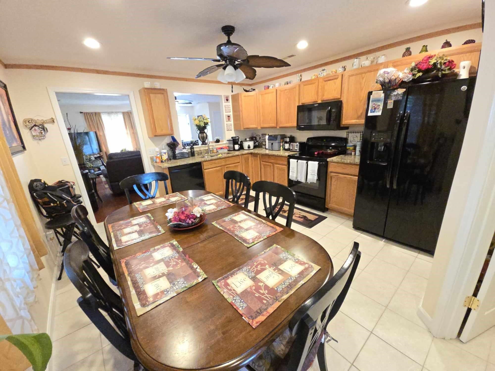 805 Poindexter Street, Owensboro, Kentucky 42301, 3 Bedrooms Bedrooms, ,2 BathroomsBathrooms,Single Family Residence,For Sale,Poindexter Street,89885