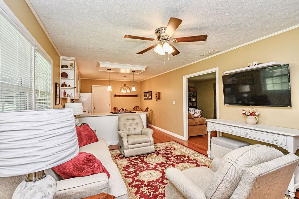3725 Thruston Dermont Road, Owensboro, Kentucky 42303, 3 Bedrooms Bedrooms, ,2 BathroomsBathrooms,Single Family Residence,For Sale,Thruston Dermont Road,89891