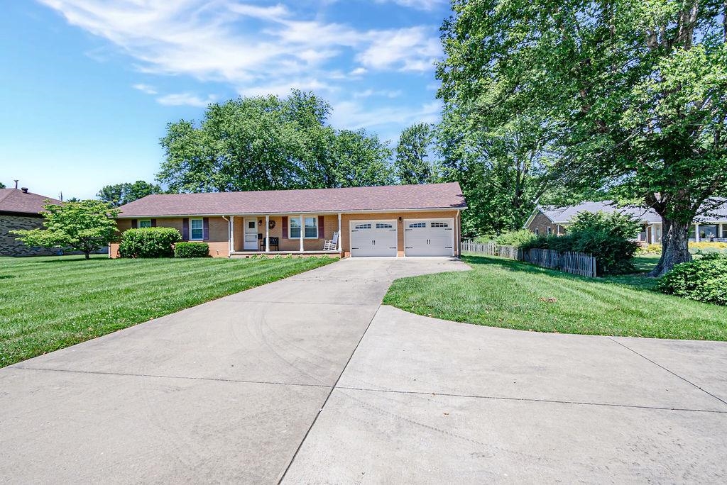 3725 Thruston Dermont Road, Owensboro, Kentucky 42303, 3 Bedrooms Bedrooms, ,2 BathroomsBathrooms,Single Family Residence,For Sale,Thruston Dermont Road,89891