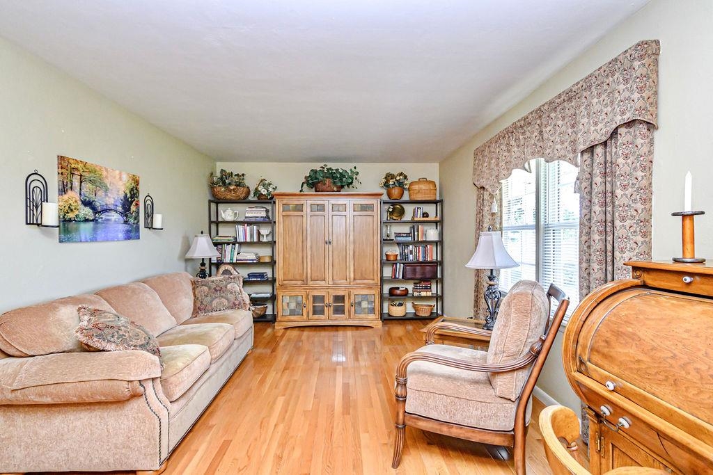 3725 Thruston Dermont Road, Owensboro, Kentucky 42303, 3 Bedrooms Bedrooms, ,2 BathroomsBathrooms,Single Family Residence,For Sale,Thruston Dermont Road,89891