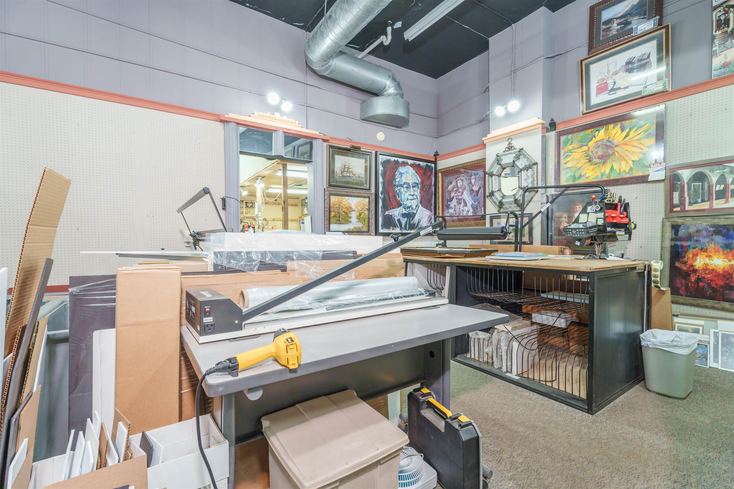 105 West 3rd Street, Owensboro, Kentucky 42303, ,Business,For Sale,West 3rd Street,89894
