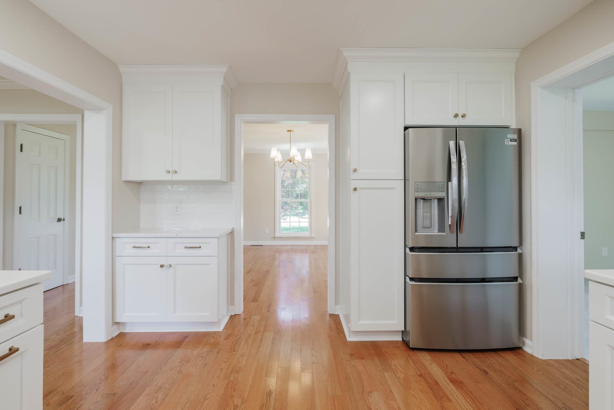 2046 Fernwood Drive, Owensboro, Kentucky 42301, 4 Bedrooms Bedrooms, ,3 BathroomsBathrooms,Single Family Residence,For Sale,Fernwood Drive,89897