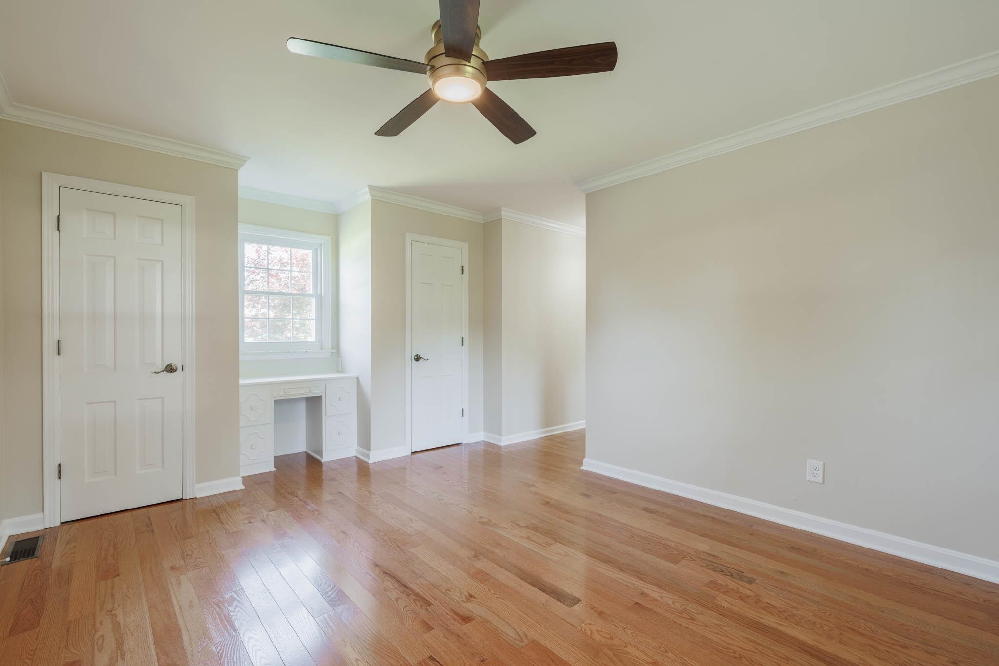 2046 Fernwood Drive, Owensboro, Kentucky 42301, 4 Bedrooms Bedrooms, ,3 BathroomsBathrooms,Single Family Residence,For Sale,Fernwood Drive,89897