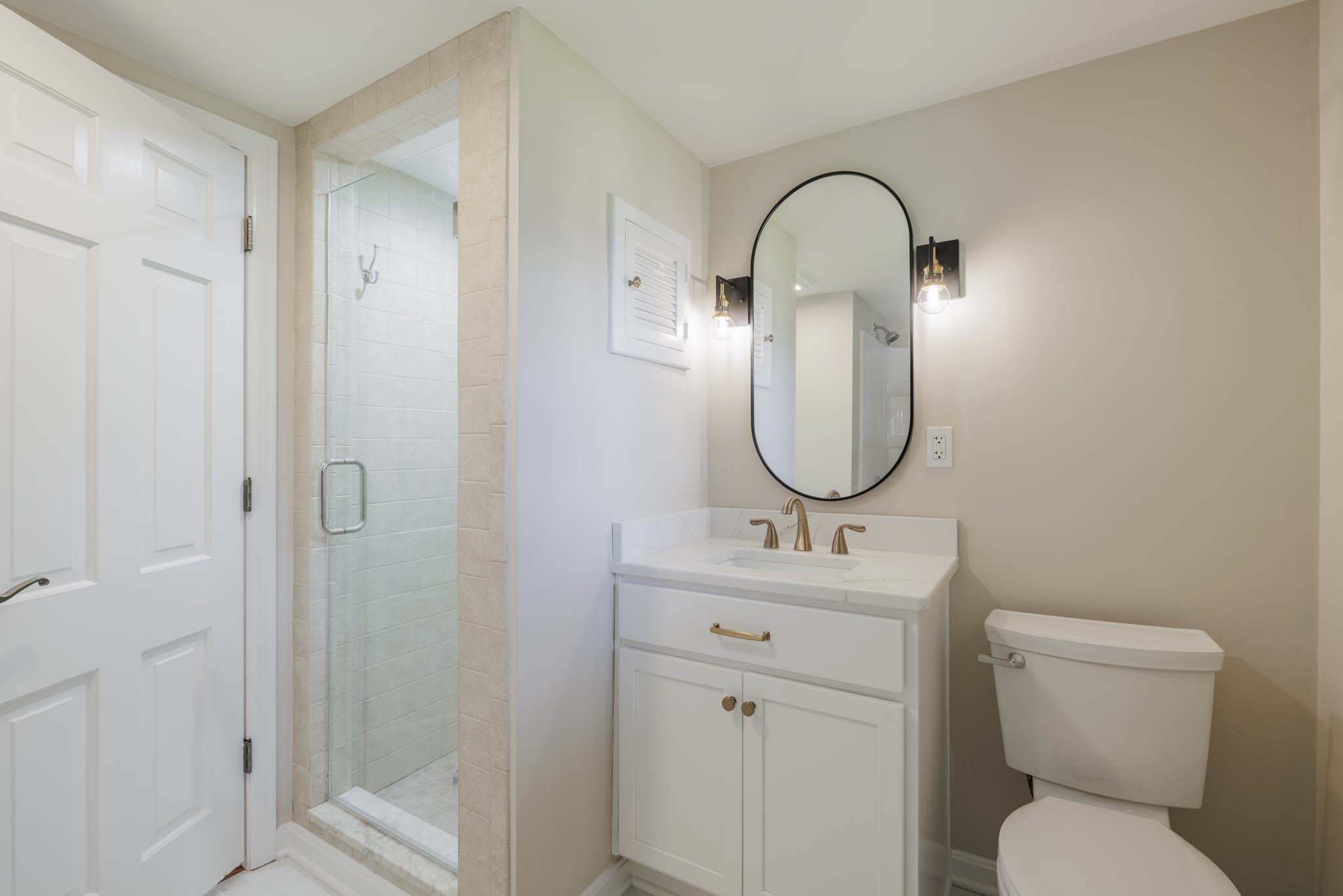 2046 Fernwood Drive, Owensboro, Kentucky 42301, 4 Bedrooms Bedrooms, ,3 BathroomsBathrooms,Single Family Residence,For Sale,Fernwood Drive,89897