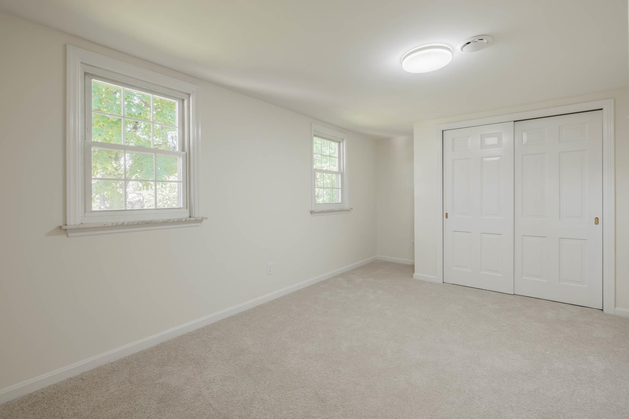 2046 Fernwood Drive, Owensboro, Kentucky 42301, 4 Bedrooms Bedrooms, ,3 BathroomsBathrooms,Single Family Residence,For Sale,Fernwood Drive,89897