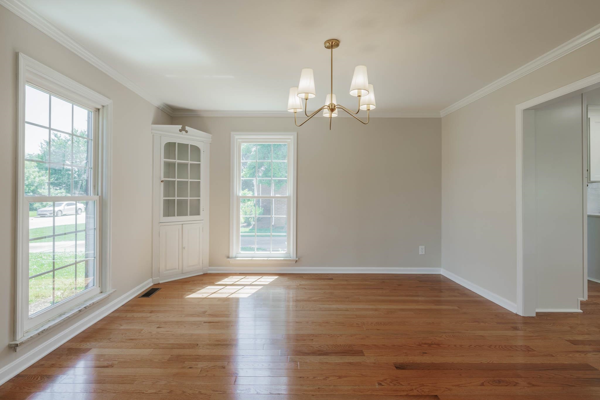 2046 Fernwood Drive, Owensboro, Kentucky 42301, 4 Bedrooms Bedrooms, ,3 BathroomsBathrooms,Single Family Residence,For Sale,Fernwood Drive,89897
