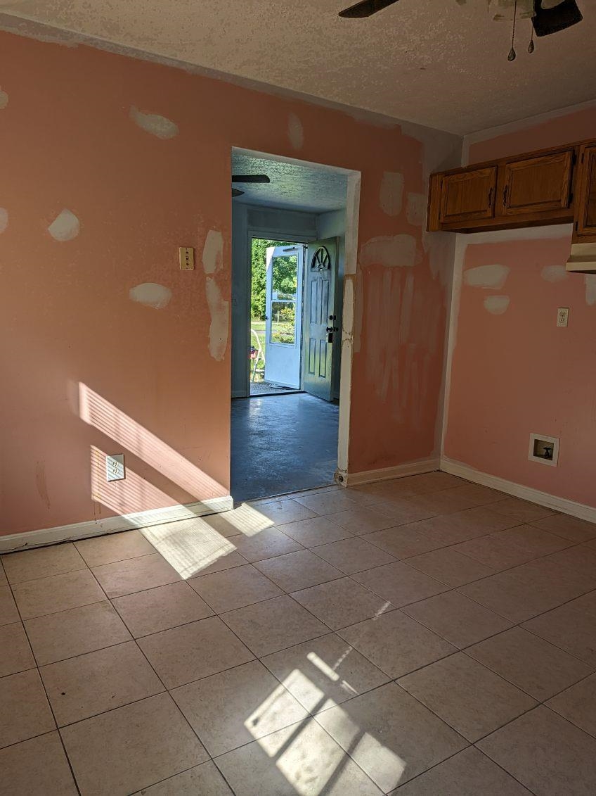 6582 Sylvania 6 Rd, Louisville, Kentucky 40258, 3 Bedrooms Bedrooms, ,1 BathroomBathrooms,Single Family Residence,For Sale,Sylvania 6 Rd,89900