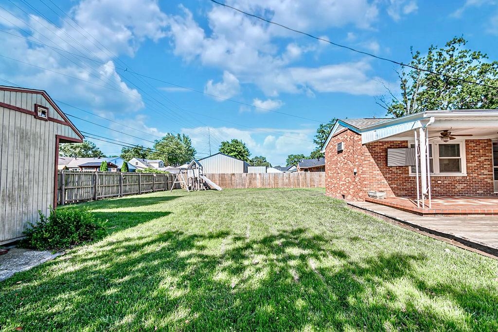 1100 Hill Avenue, Owensboro, Kentucky 42301, 3 Bedrooms Bedrooms, ,2 BathroomsBathrooms,Single Family Residence,For Sale,Hill Avenue,89903