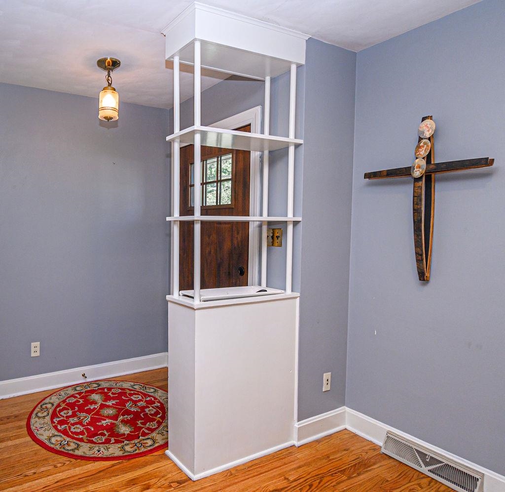 1100 Hill Avenue, Owensboro, Kentucky 42301, 3 Bedrooms Bedrooms, ,2 BathroomsBathrooms,Single Family Residence,For Sale,Hill Avenue,89903