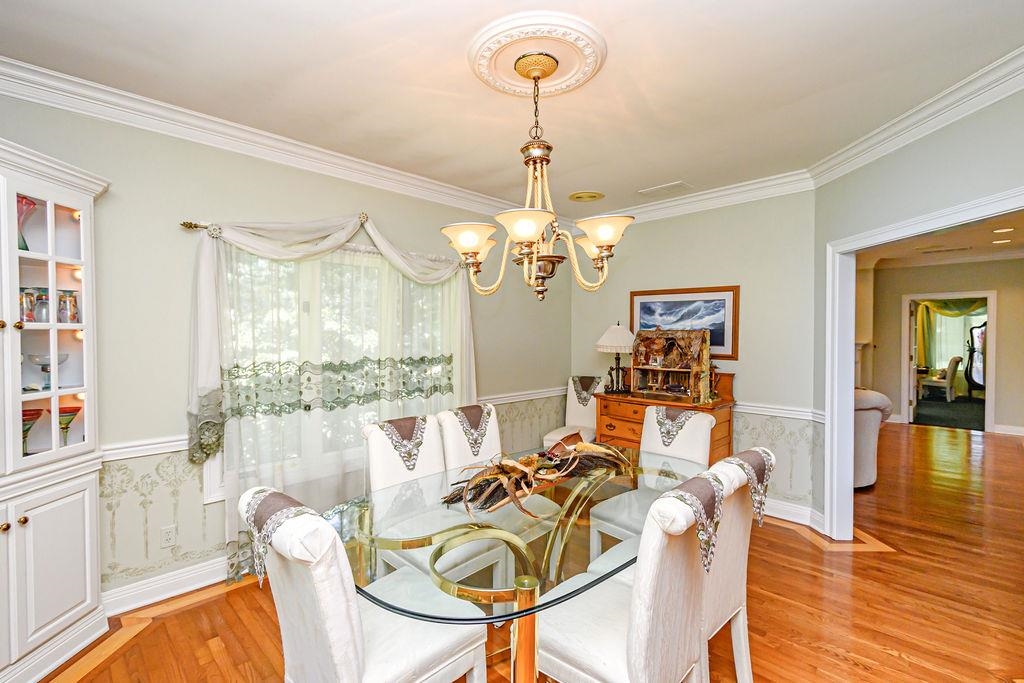 3142 Oakridge Ct, Owensboro, Kentucky 42303, 6 Bedrooms Bedrooms, ,3 BathroomsBathrooms,Single Family Residence,For Sale,Oakridge Ct,89907
