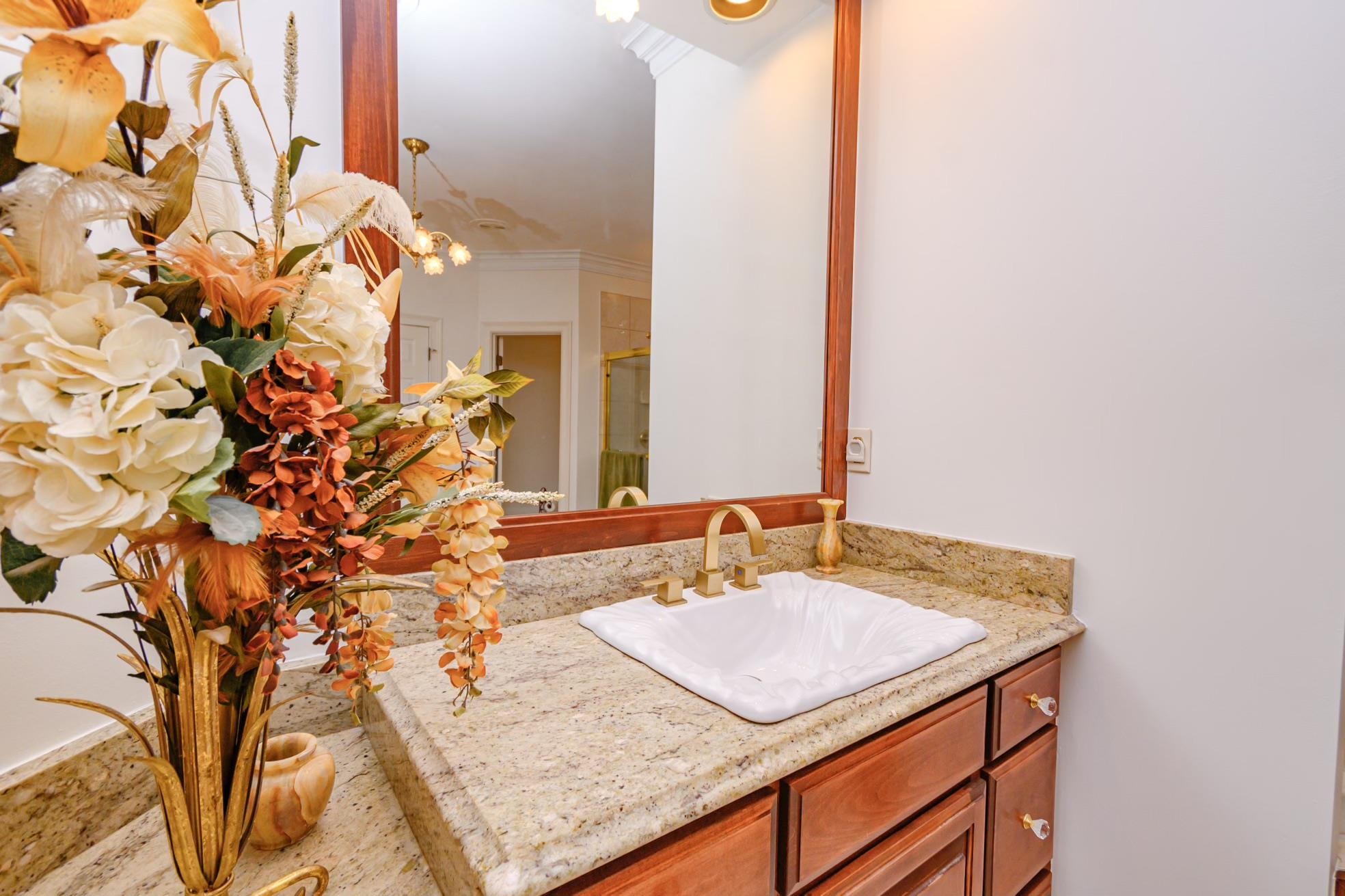 3142 Oakridge Ct, Owensboro, Kentucky 42303, 6 Bedrooms Bedrooms, ,3 BathroomsBathrooms,Single Family Residence,For Sale,Oakridge Ct,89907