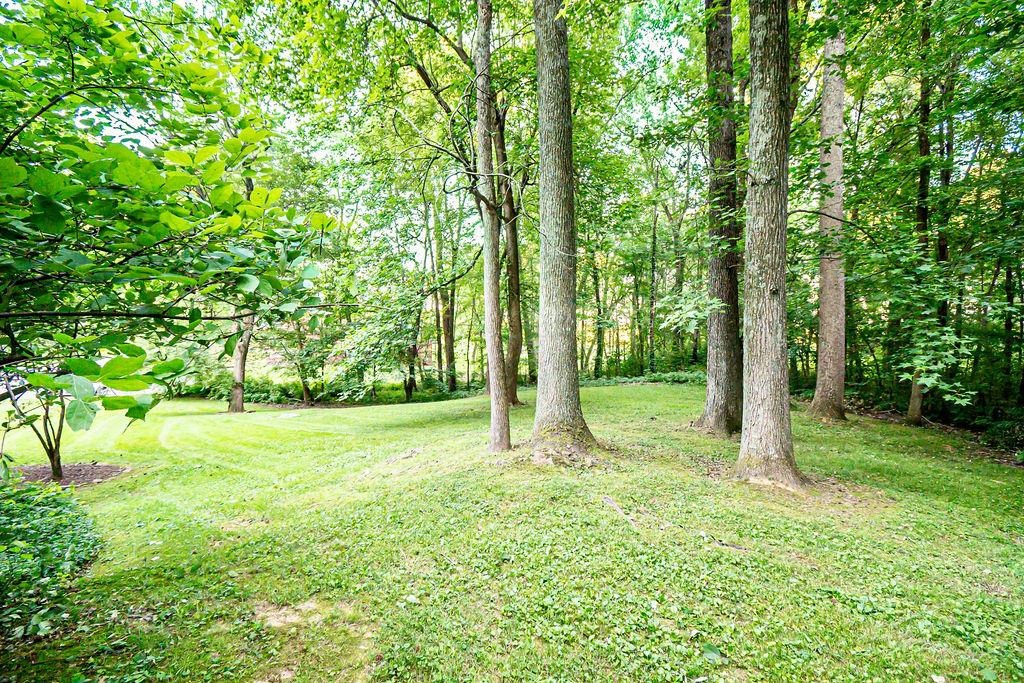 3142 Oakridge Ct, Owensboro, Kentucky 42303, 6 Bedrooms Bedrooms, ,3 BathroomsBathrooms,Single Family Residence,For Sale,Oakridge Ct,89907