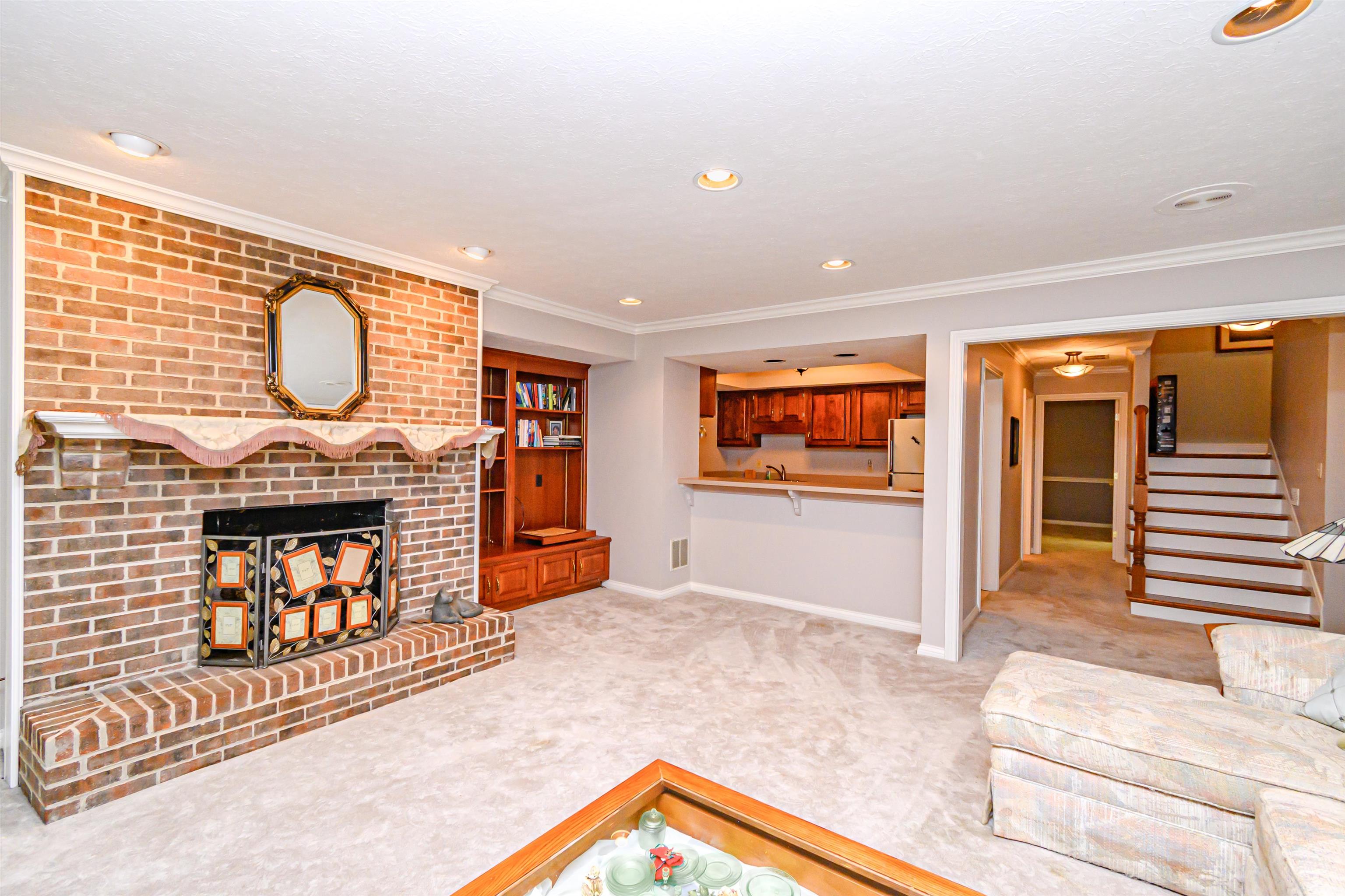 3142 Oakridge Ct, Owensboro, Kentucky 42303, 6 Bedrooms Bedrooms, ,3 BathroomsBathrooms,Single Family Residence,For Sale,Oakridge Ct,89907