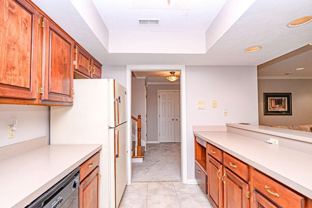 3142 Oakridge Ct, Owensboro, Kentucky 42303, 6 Bedrooms Bedrooms, ,3 BathroomsBathrooms,Single Family Residence,For Sale,Oakridge Ct,89907