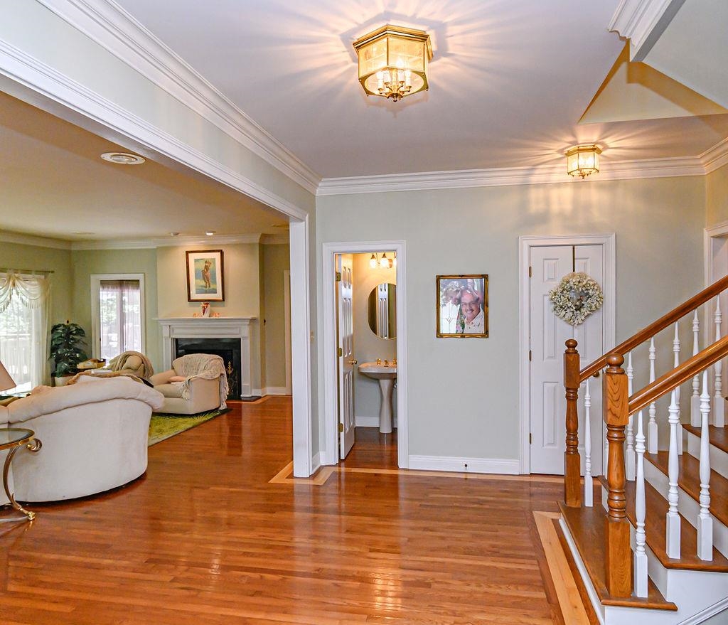 3142 Oakridge Ct, Owensboro, Kentucky 42303, 6 Bedrooms Bedrooms, ,3 BathroomsBathrooms,Single Family Residence,For Sale,Oakridge Ct,89907