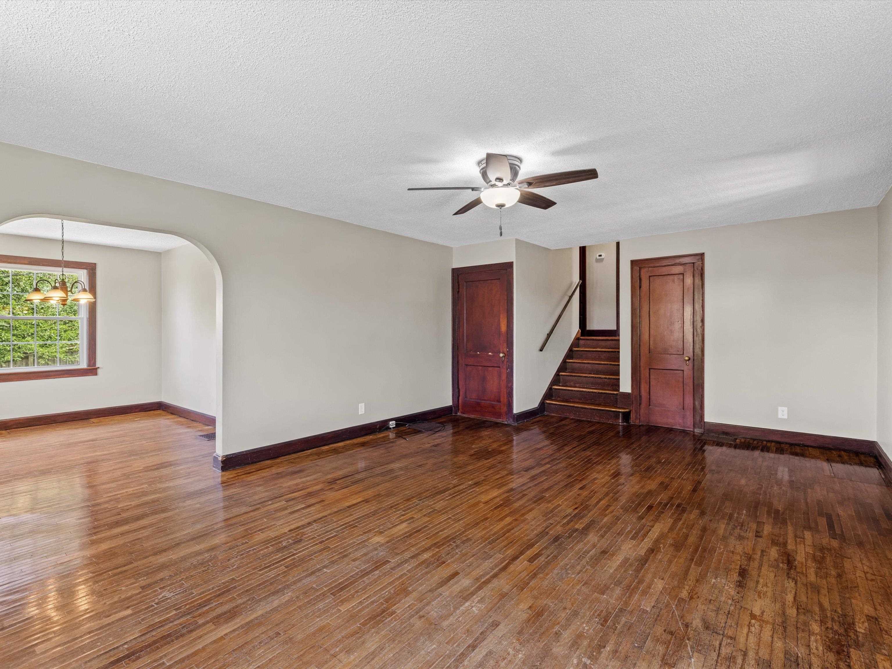 449 Maplewood Drive, Owensboro, Kentucky 42303, 3 Bedrooms Bedrooms, ,1 BathroomBathrooms,Single Family Residence,For Sale,Maplewood Drive,89908