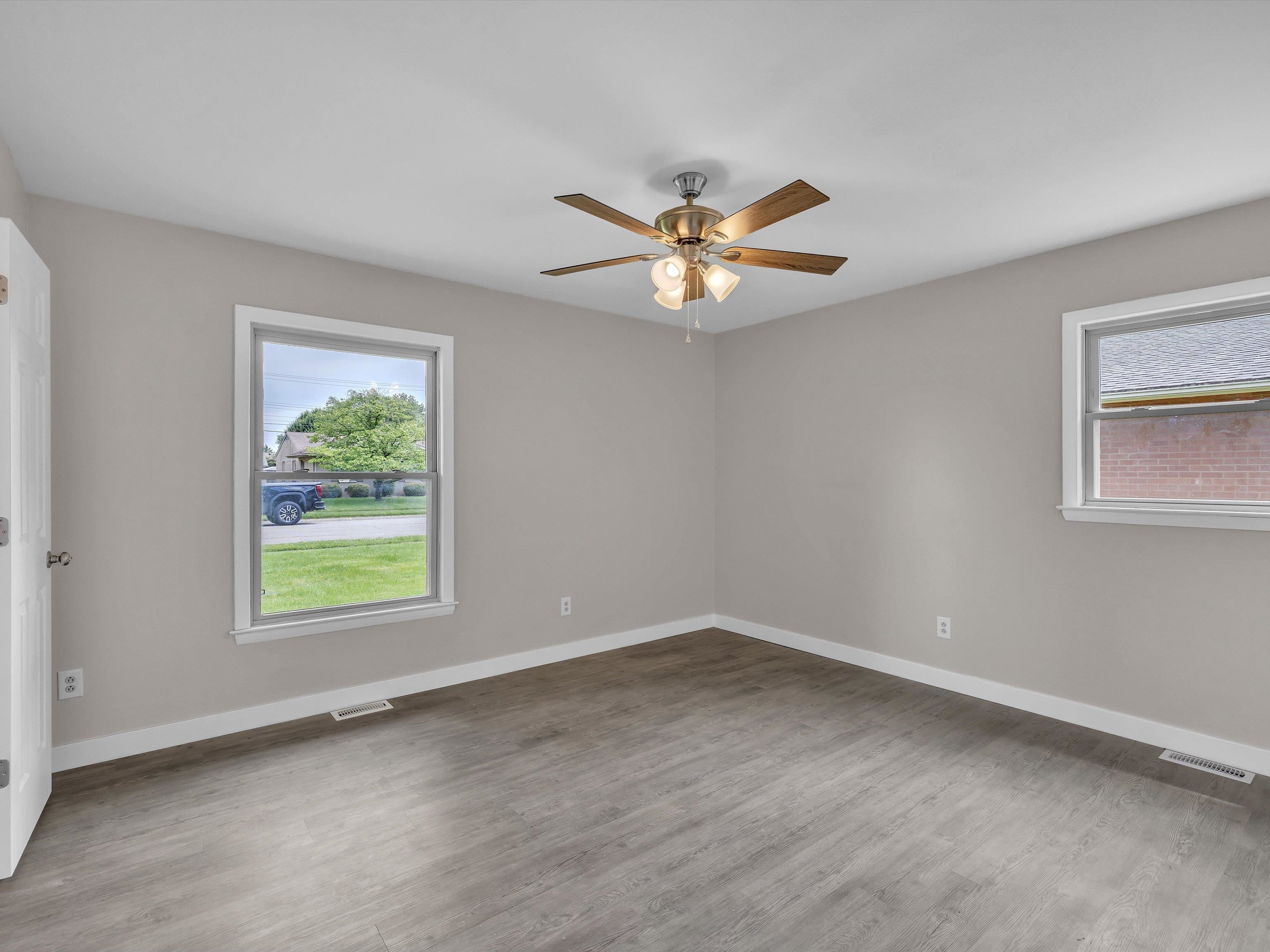 3316 Christie Place, Owensboro, Kentucky 42301, 4 Bedrooms Bedrooms, ,1 BathroomBathrooms,Single Family Residence,For Sale,Christie Place,89913
