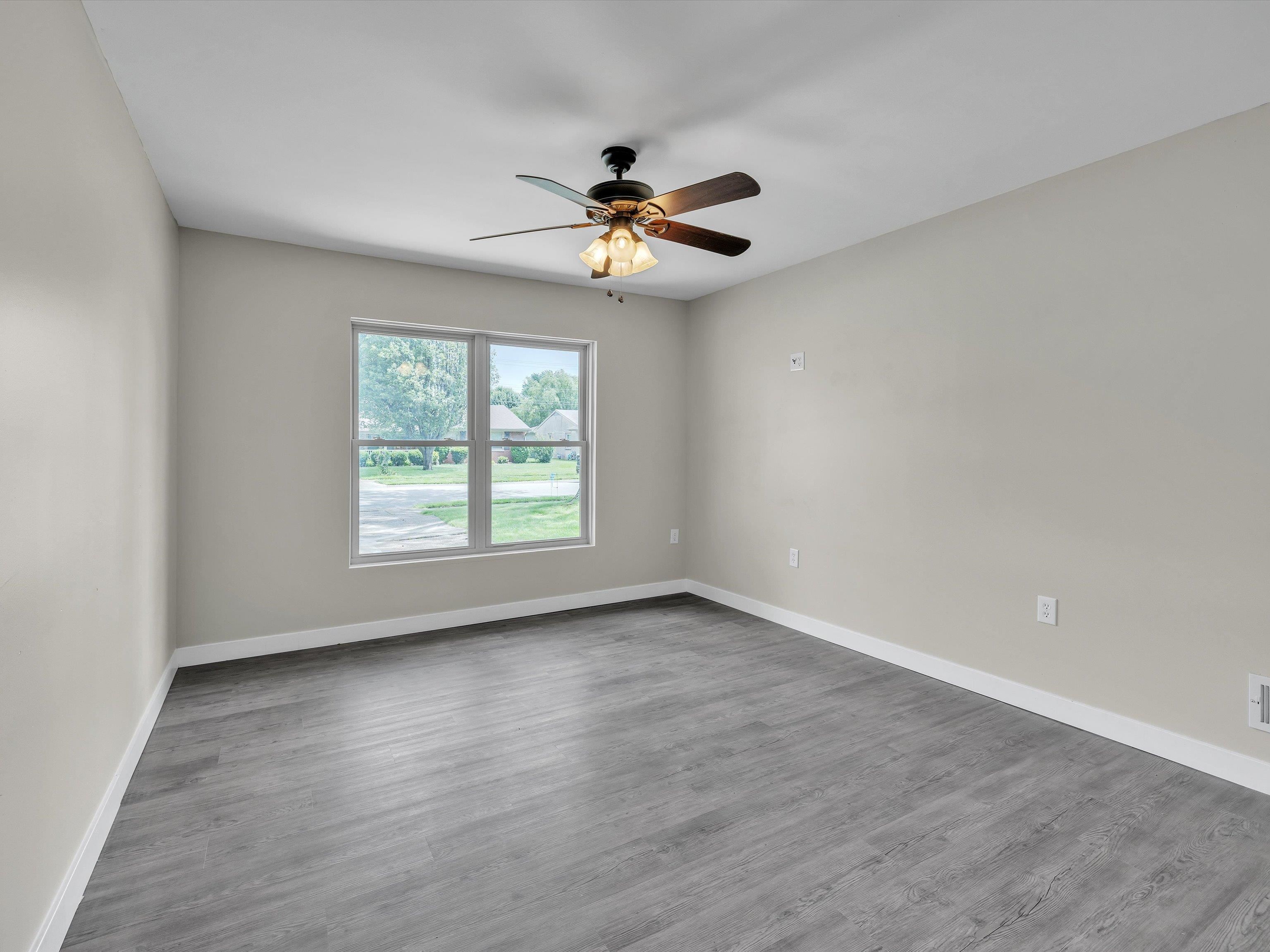 3316 Christie Place, Owensboro, Kentucky 42301, 4 Bedrooms Bedrooms, ,1 BathroomBathrooms,Single Family Residence,For Sale,Christie Place,89913