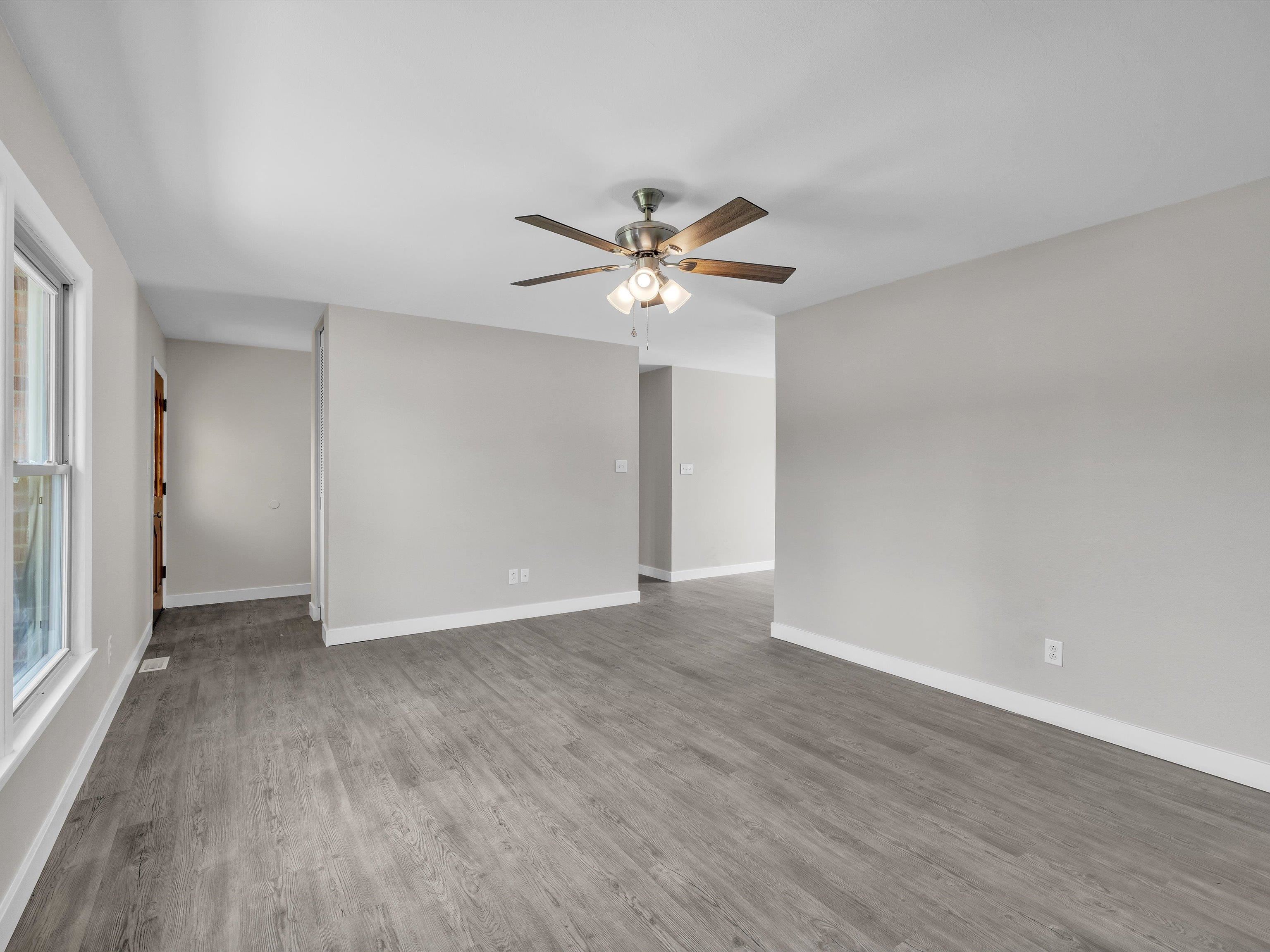 3316 Christie Place, Owensboro, Kentucky 42301, 4 Bedrooms Bedrooms, ,1 BathroomBathrooms,Single Family Residence,For Sale,Christie Place,89913