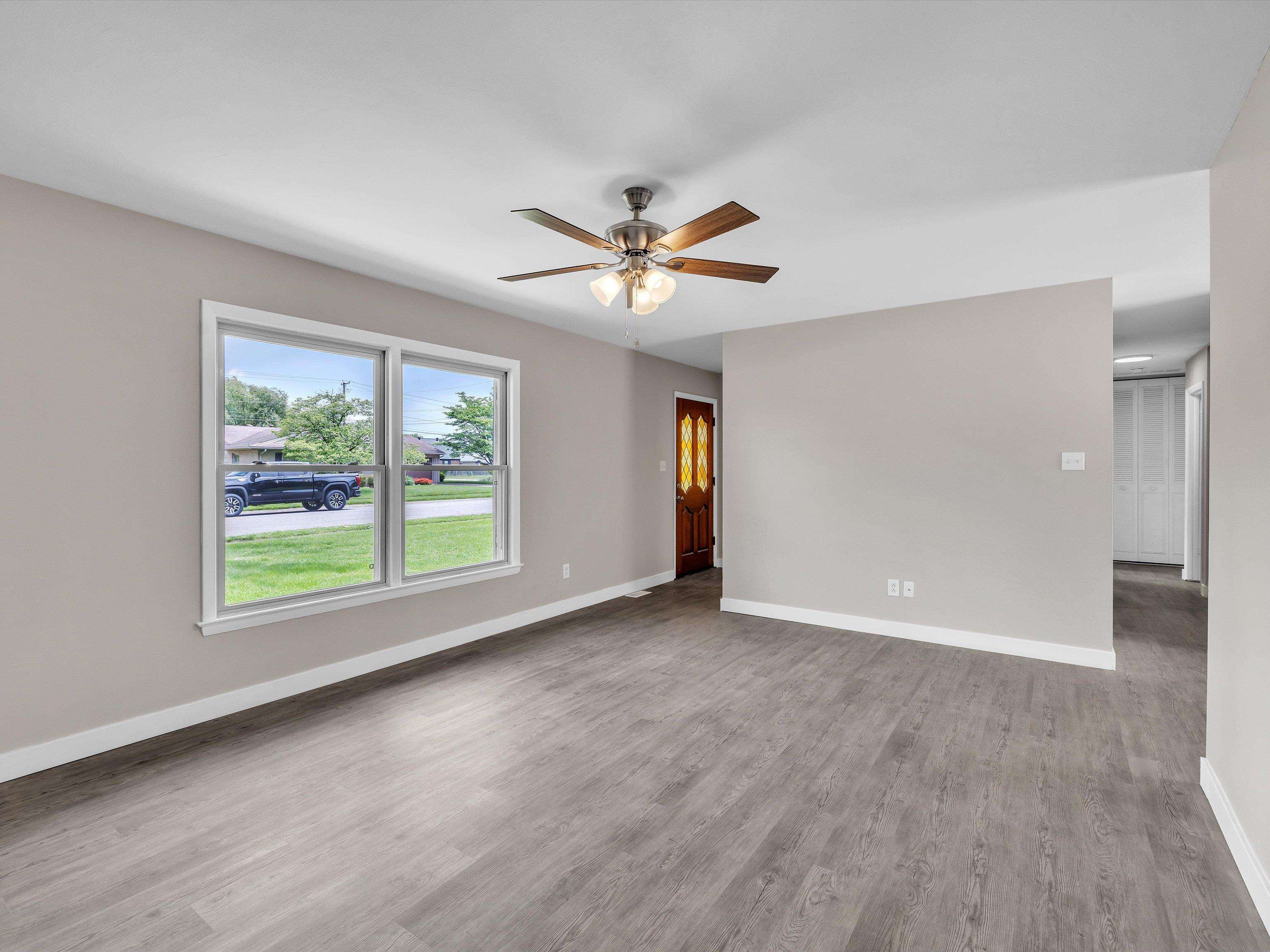 3316 Christie Place, Owensboro, Kentucky 42301, 4 Bedrooms Bedrooms, ,1 BathroomBathrooms,Single Family Residence,For Sale,Christie Place,89913