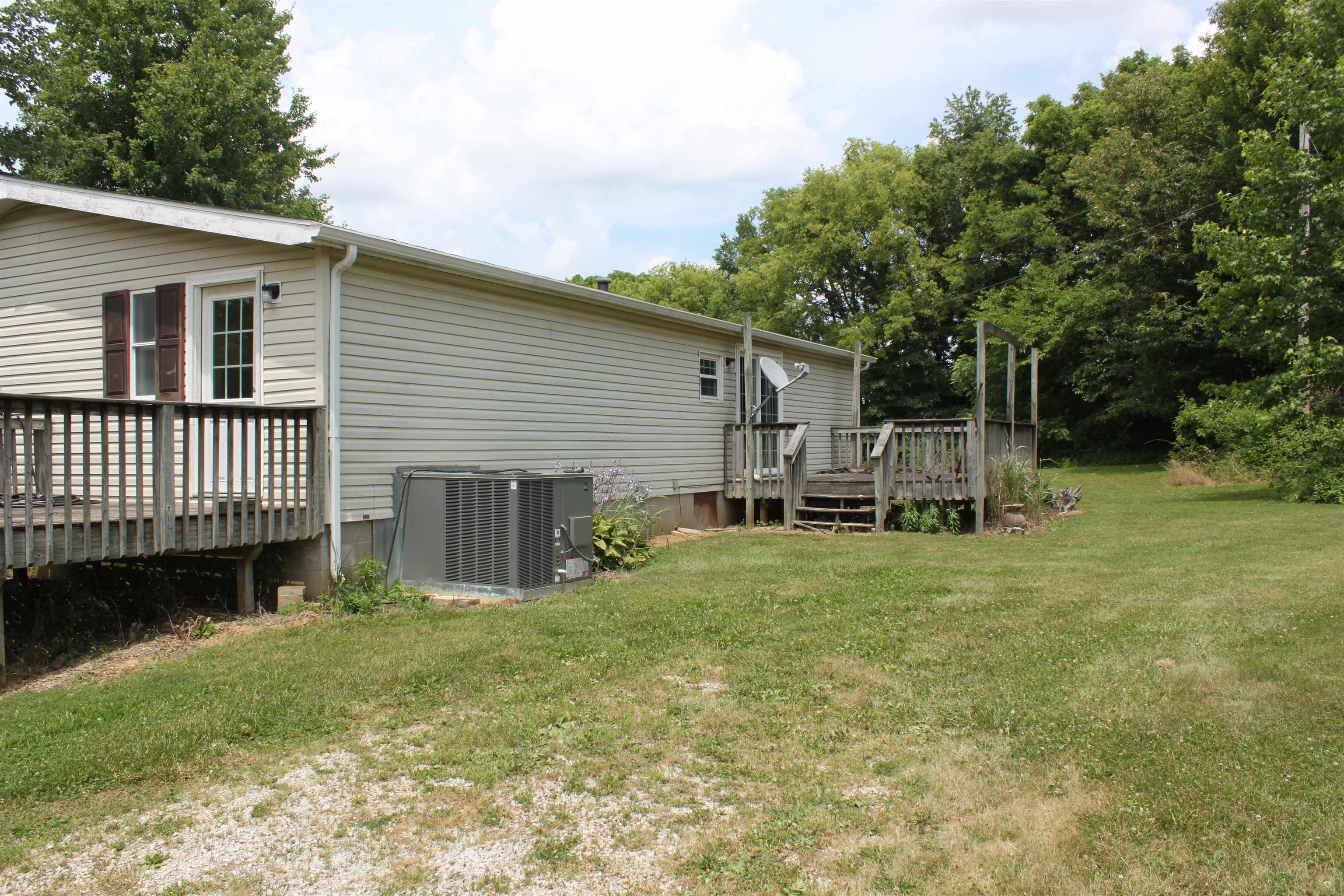 5787 County Rd 200 S, Rockport, IN, Indiana 47635, 3 Bedrooms Bedrooms, ,2 BathroomsBathrooms,Manufactured Home,For Sale,County Rd 200 S,89915