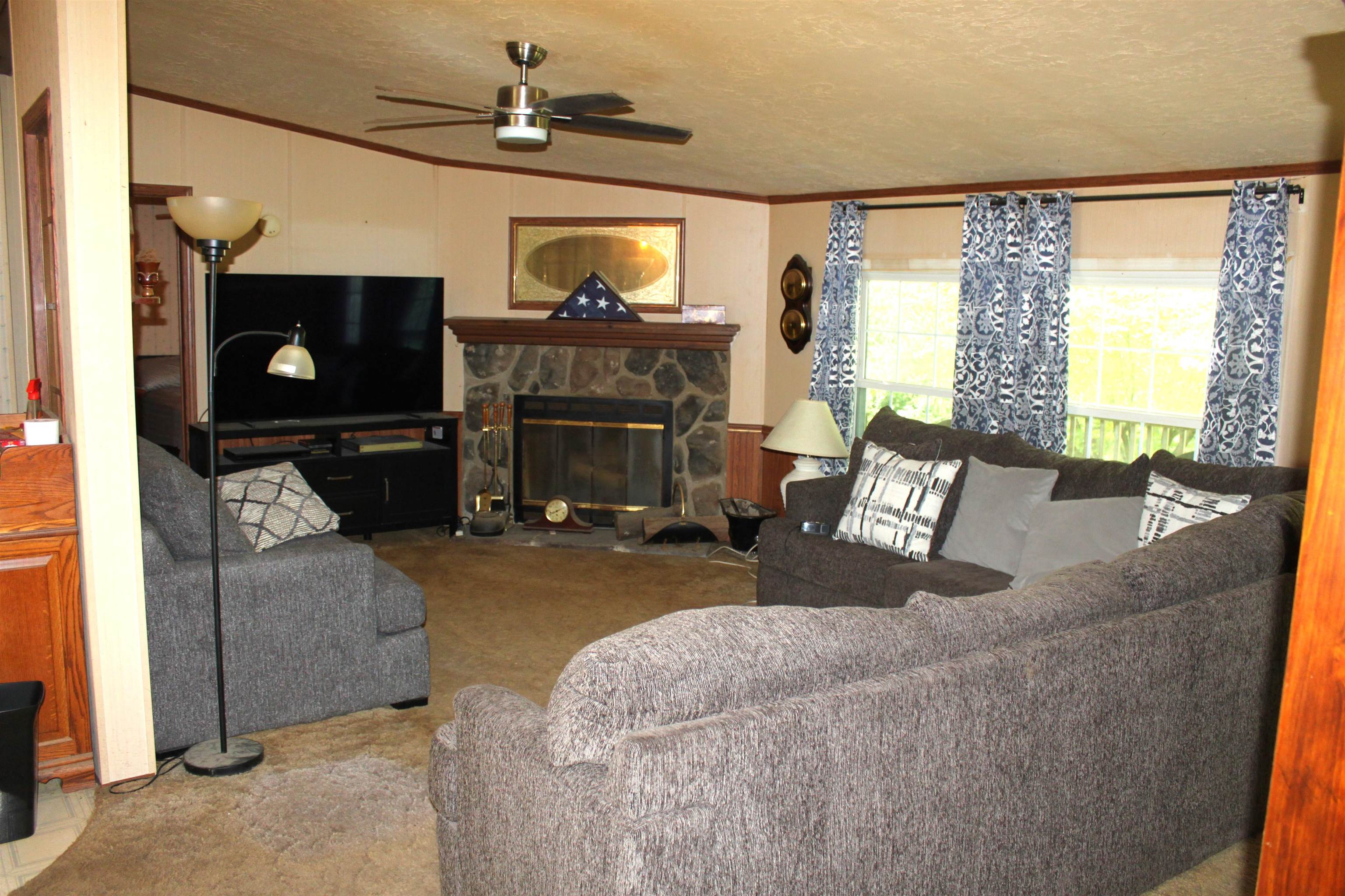 5787 County Rd 200 S, Rockport, IN, Indiana 47635, 3 Bedrooms Bedrooms, ,2 BathroomsBathrooms,Manufactured Home,For Sale,County Rd 200 S,89915