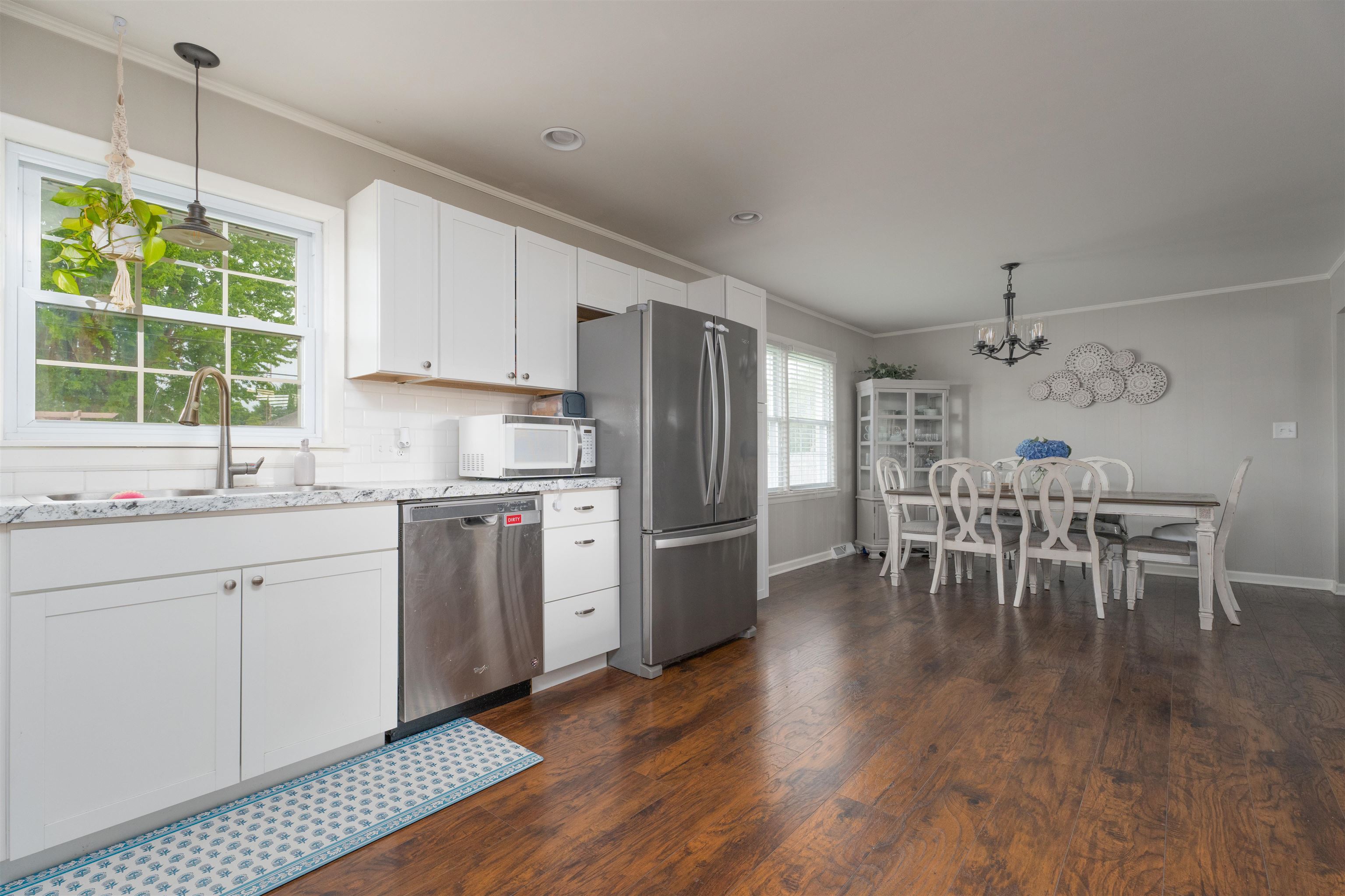 731 Parkway Drive, Owensboro, Kentucky 42303, 3 Bedrooms Bedrooms, ,2 BathroomsBathrooms,Single Family Residence,For Sale,Parkway Drive,89916