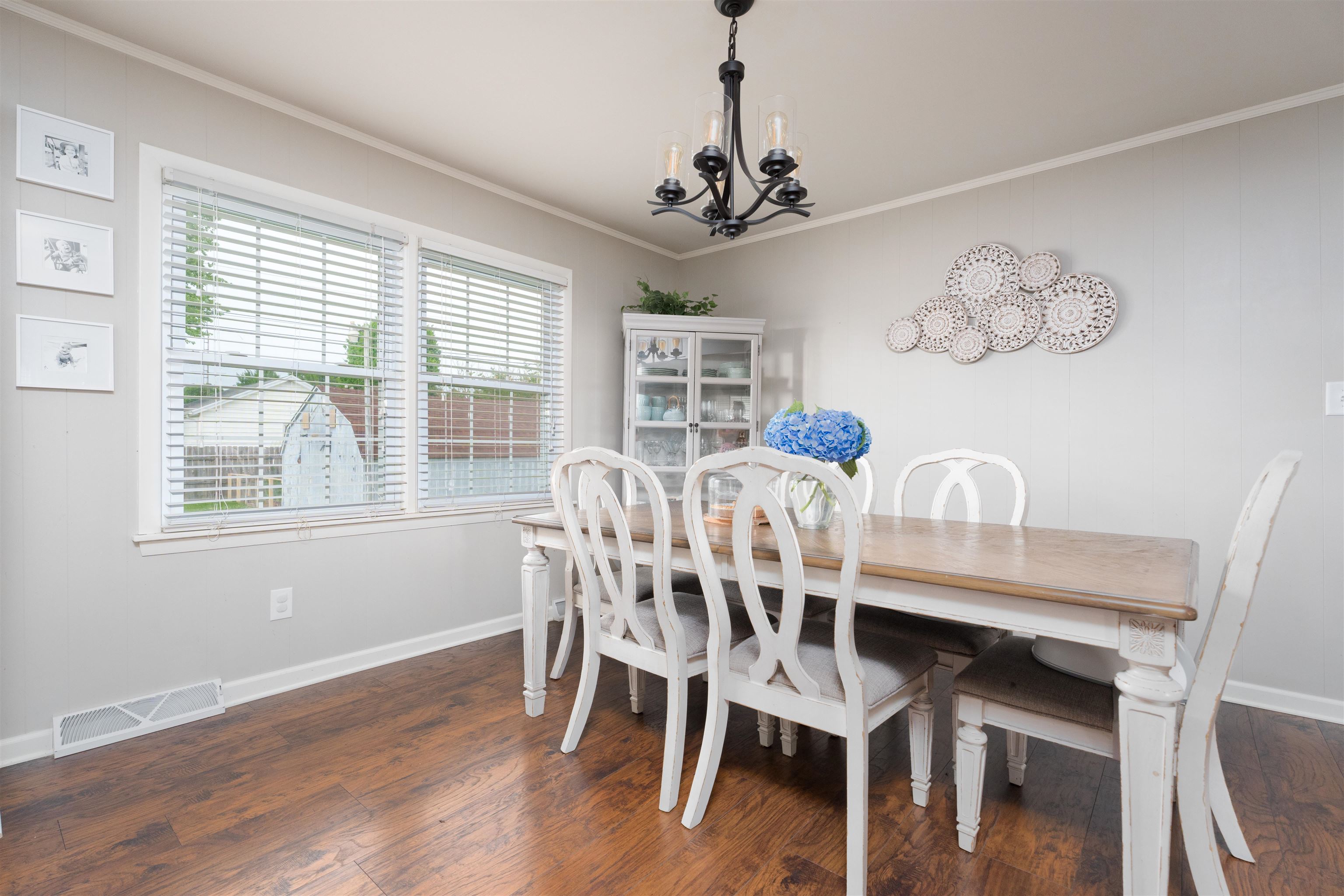 731 Parkway Drive, Owensboro, Kentucky 42303, 3 Bedrooms Bedrooms, ,2 BathroomsBathrooms,Single Family Residence,For Sale,Parkway Drive,89916