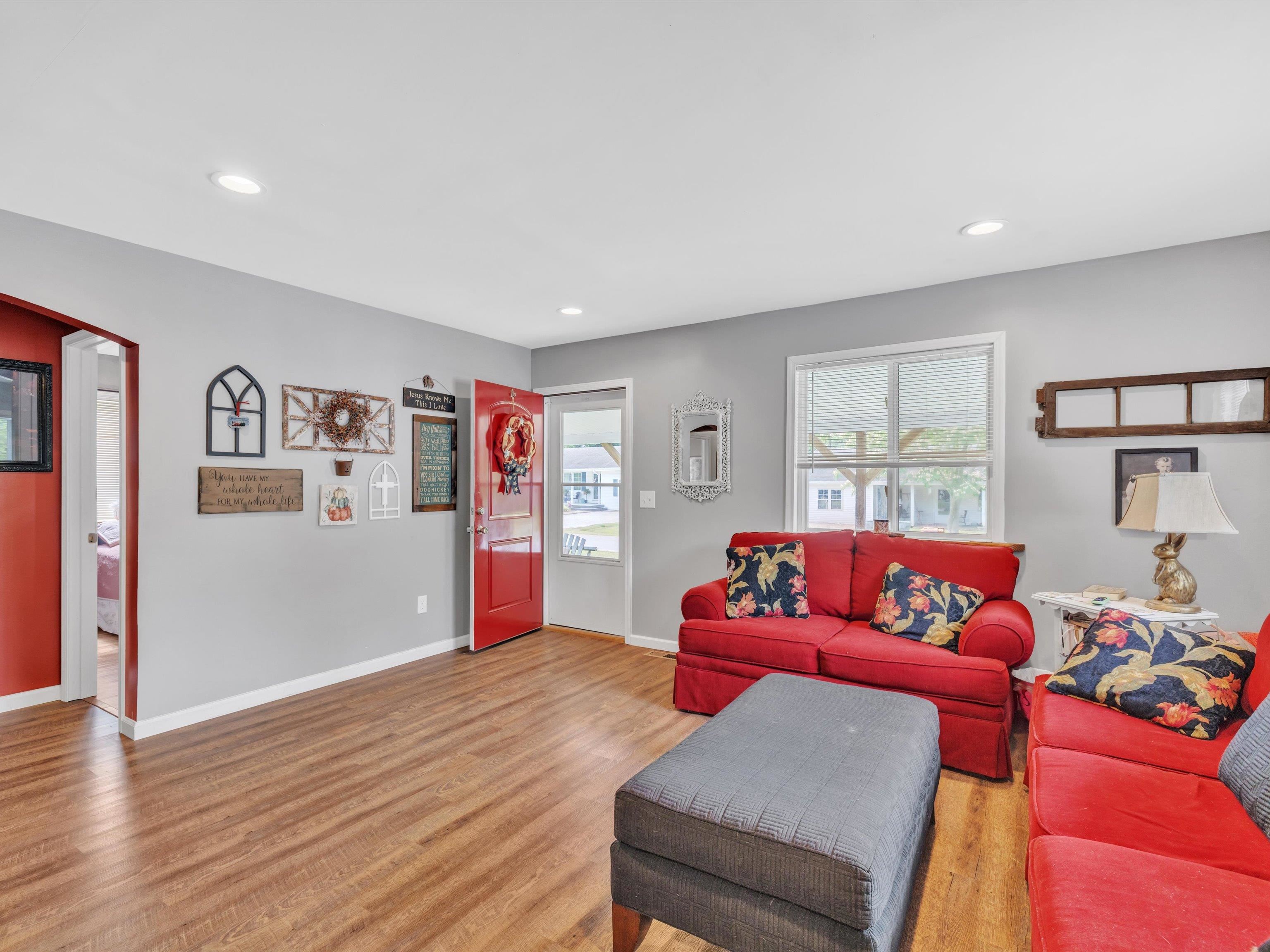 2151 Collier Road, Henderson, Kentucky 42420, 2 Bedrooms Bedrooms, ,1 BathroomBathrooms,Single Family Residence,For Sale,Collier Road,89918