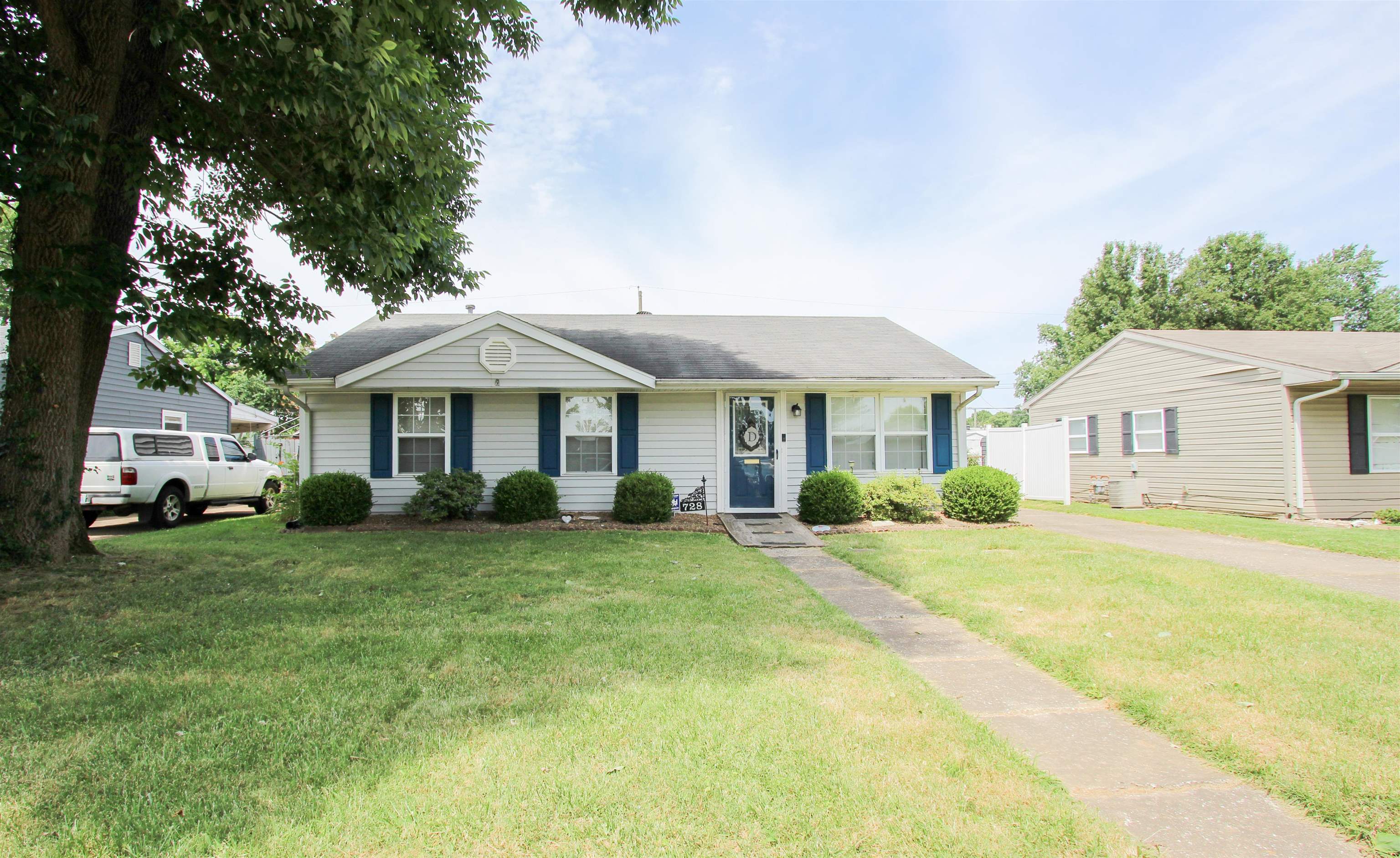 728 Greenbriar Street, Owensboro, Kentucky 42301, 4 Bedrooms Bedrooms, ,1 BathroomBathrooms,Ranch,For Sale,Greenbriar Street,89920