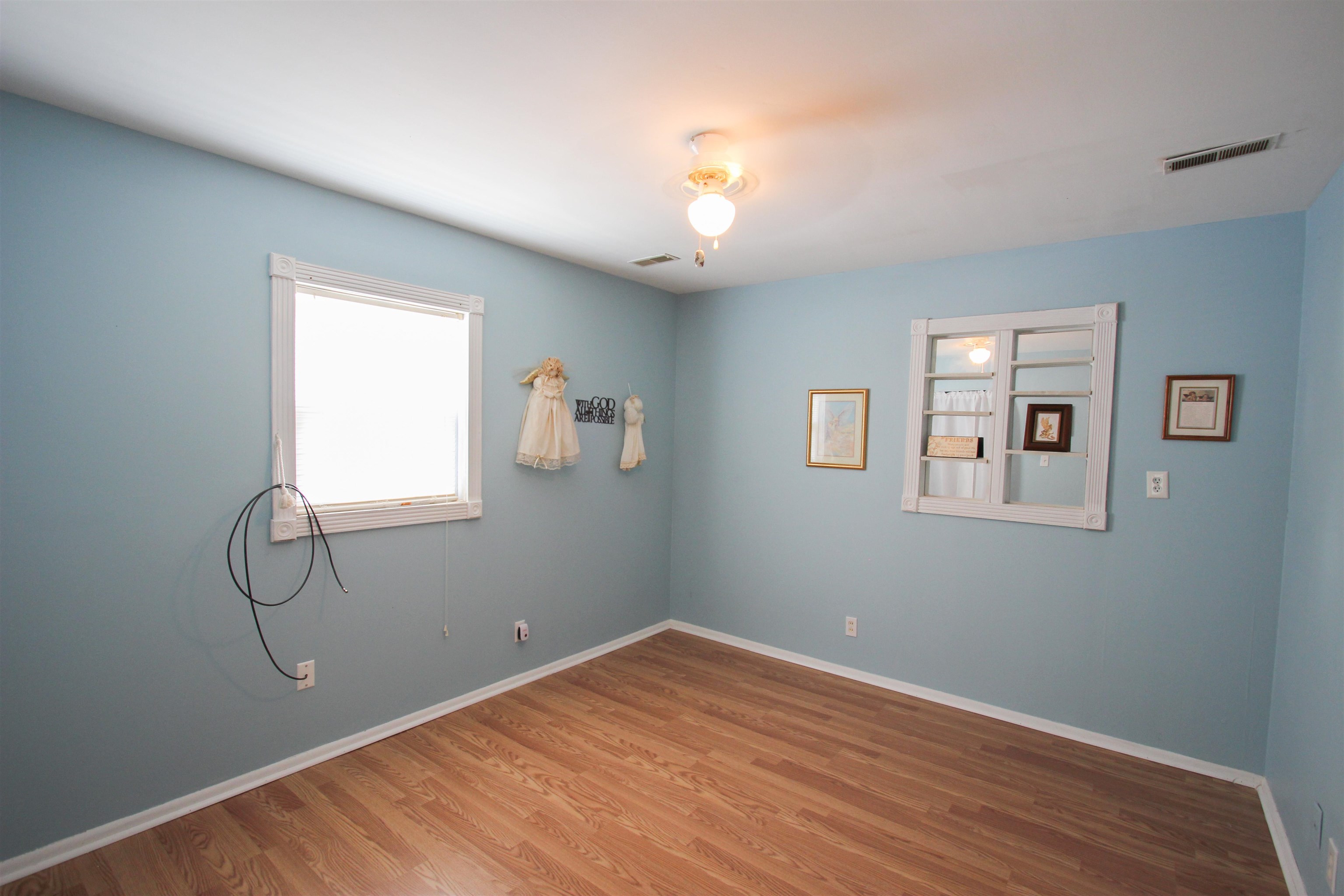 728 Greenbriar Street, Owensboro, Kentucky 42301, 4 Bedrooms Bedrooms, ,1 BathroomBathrooms,Ranch,For Sale,Greenbriar Street,89920