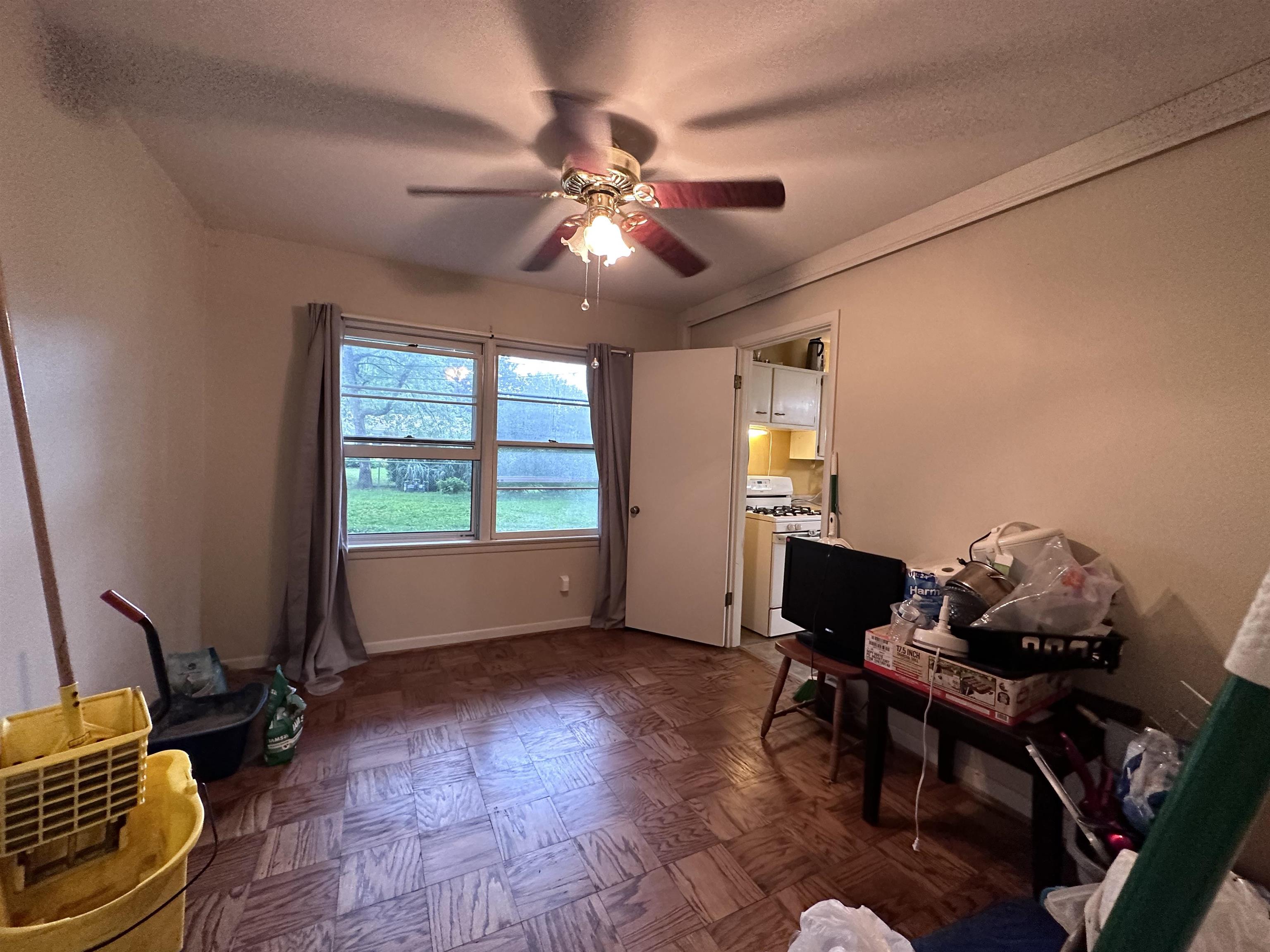 2606 S Cherokee Dr, Owensboro, Kentucky 42301, 4 Bedrooms Bedrooms, ,1 BathroomBathrooms,Single Family Residence,For Sale,S Cherokee Dr,89922
