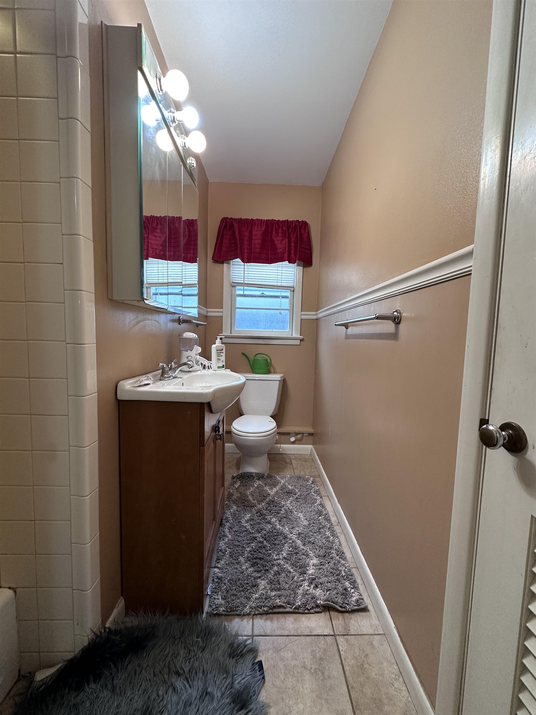 2606 S Cherokee Dr, Owensboro, Kentucky 42301, 4 Bedrooms Bedrooms, ,1 BathroomBathrooms,Single Family Residence,For Sale,S Cherokee Dr,89922