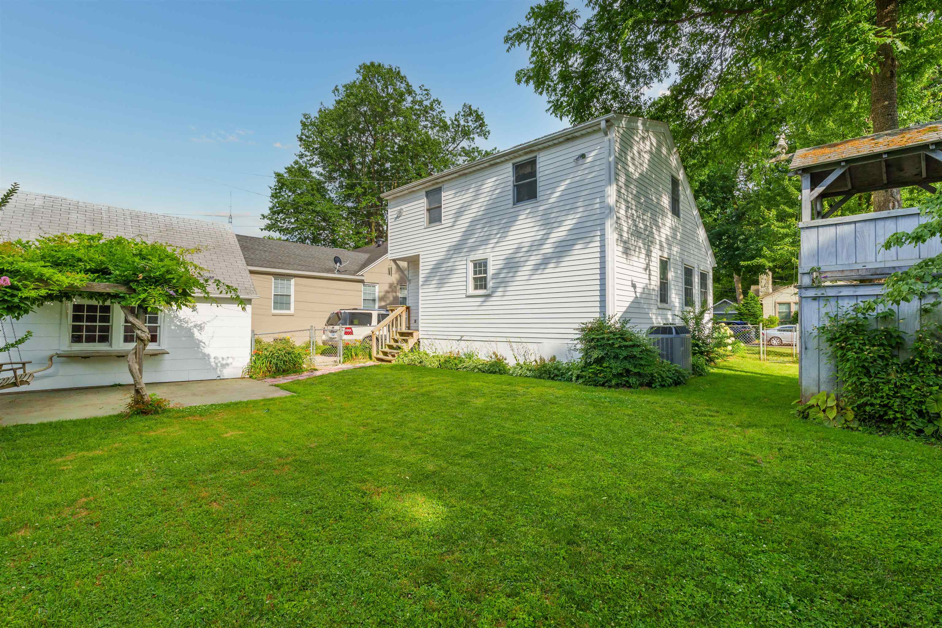 1341 15th Street, Owensboro, Kentucky 42301, 3 Bedrooms Bedrooms, ,2 BathroomsBathrooms,Single Family Residence,For Sale,15th Street,89924