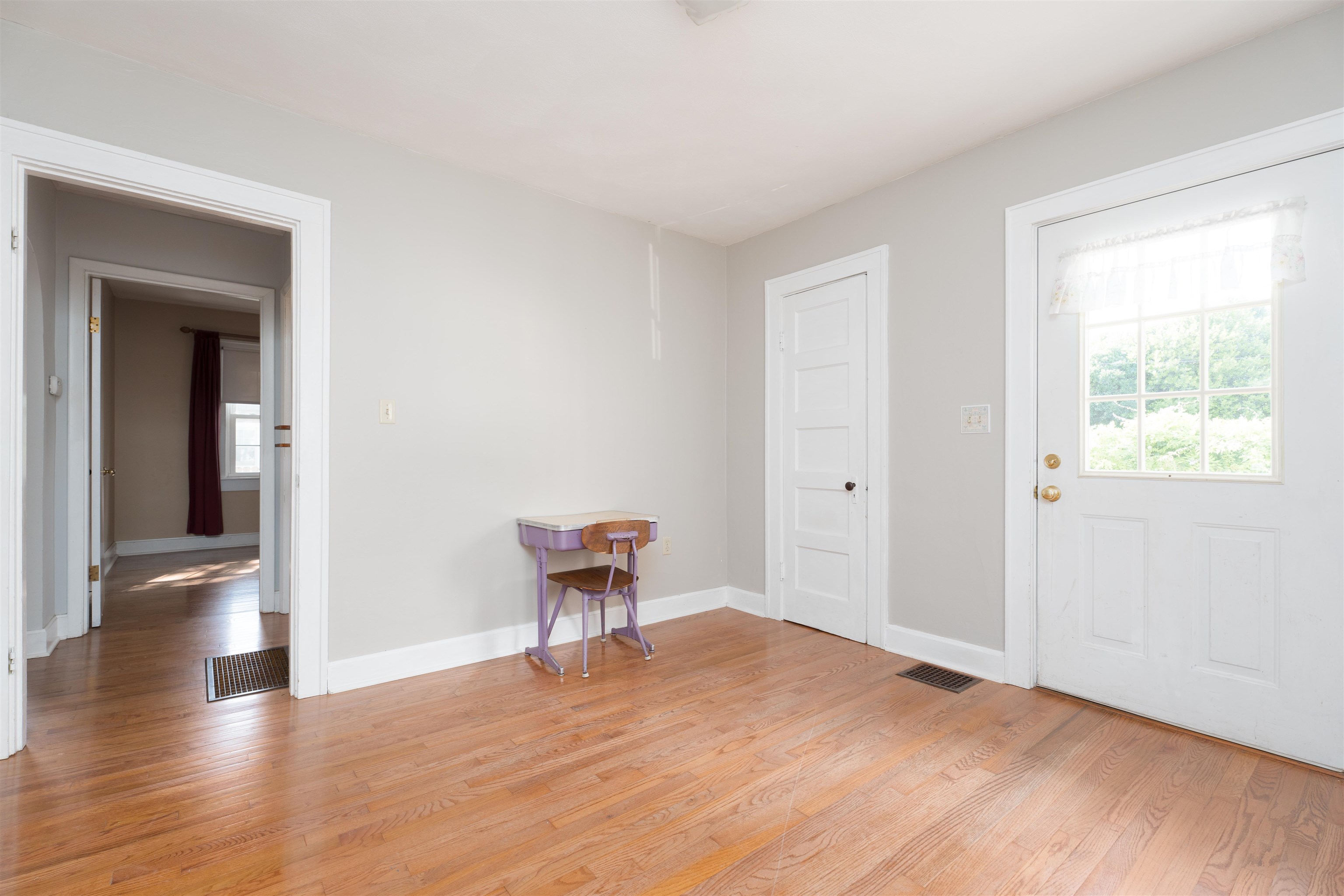 1341 15th Street, Owensboro, Kentucky 42301, 3 Bedrooms Bedrooms, ,2 BathroomsBathrooms,Single Family Residence,For Sale,15th Street,89924
