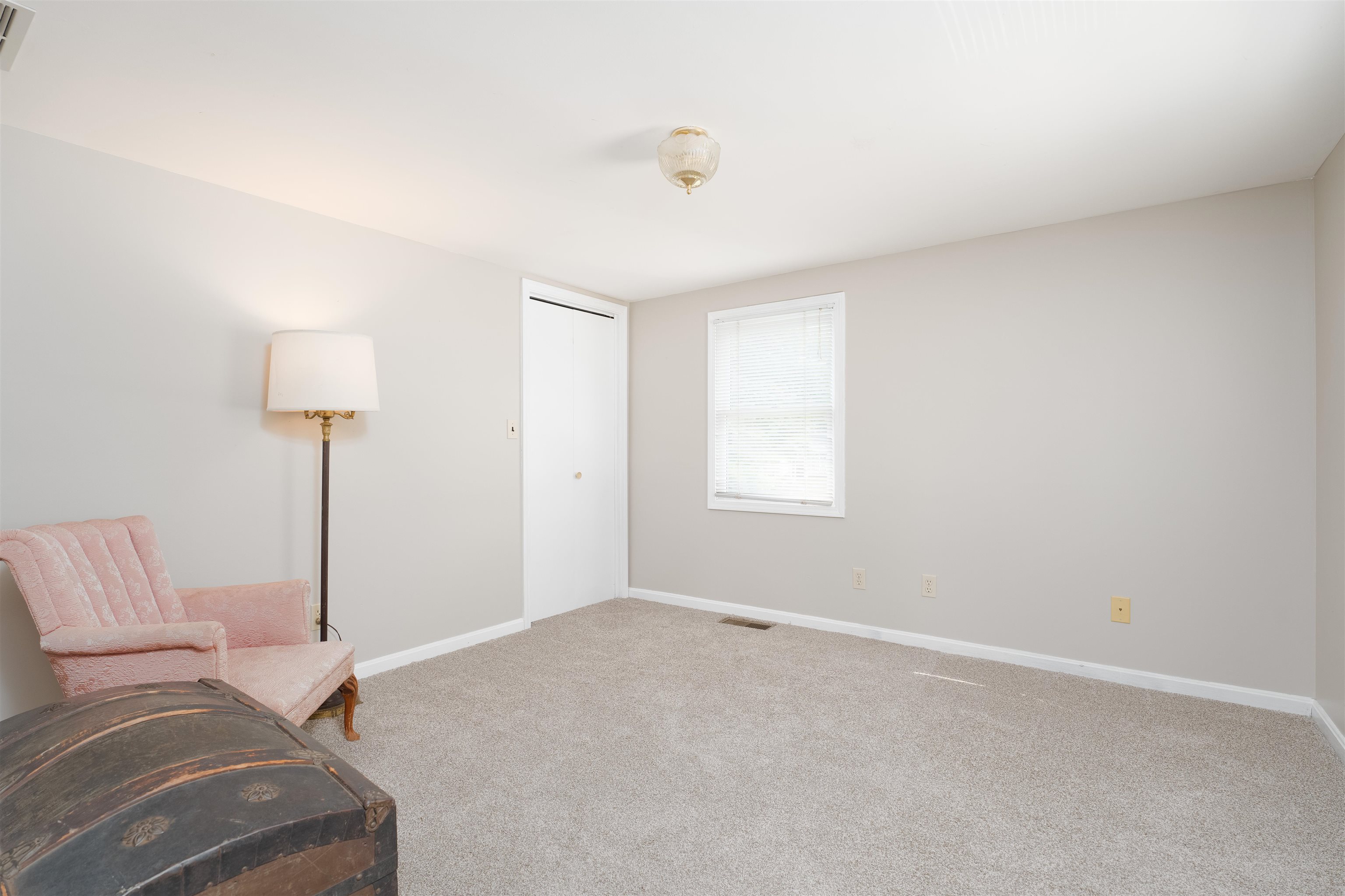 1341 15th Street, Owensboro, Kentucky 42301, 3 Bedrooms Bedrooms, ,2 BathroomsBathrooms,Single Family Residence,For Sale,15th Street,89924