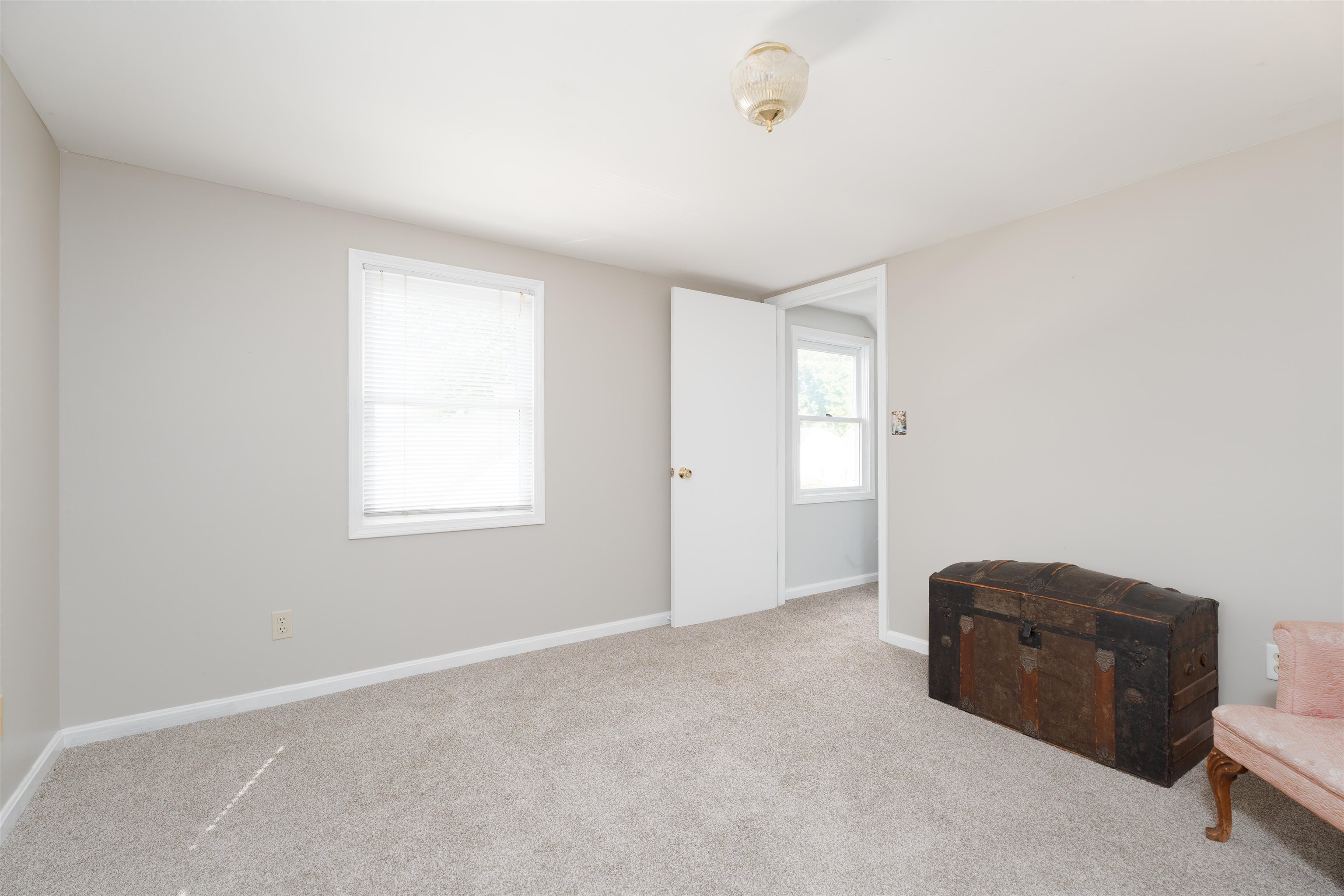 1341 15th Street, Owensboro, Kentucky 42301, 3 Bedrooms Bedrooms, ,2 BathroomsBathrooms,Single Family Residence,For Sale,15th Street,89924