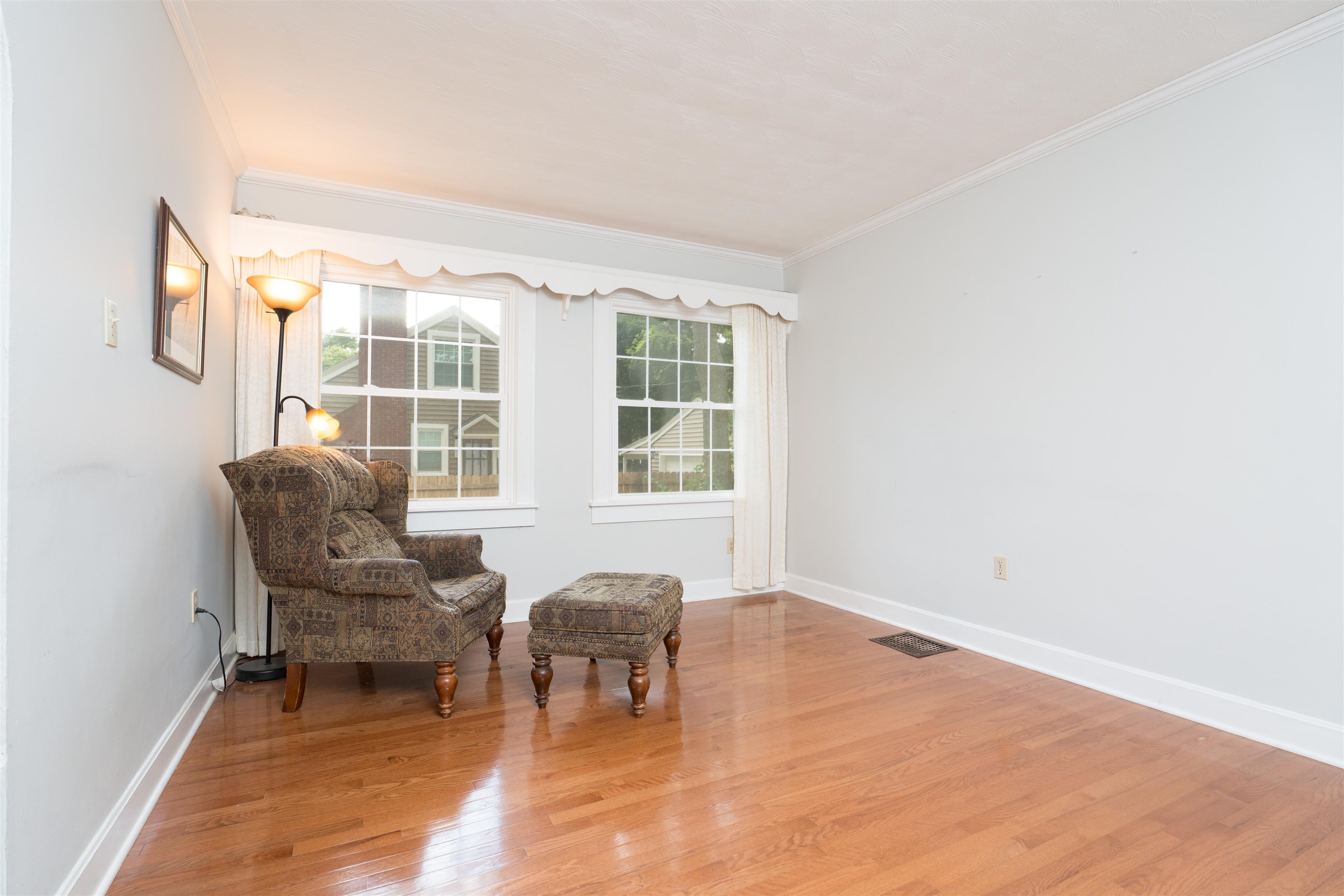 1341 15th Street, Owensboro, Kentucky 42301, 3 Bedrooms Bedrooms, ,2 BathroomsBathrooms,Single Family Residence,For Sale,15th Street,89924