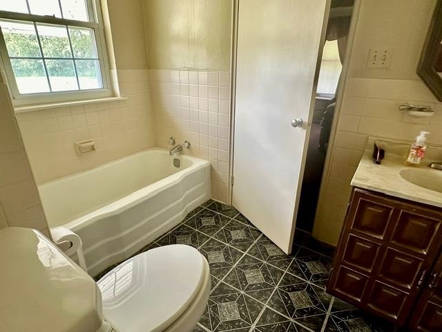 705 Revlett Dr., Calhoun, Kentucky 42327, 3 Bedrooms Bedrooms, ,2 BathroomsBathrooms,Single Family Residence,For Sale,Revlett Dr.,89927