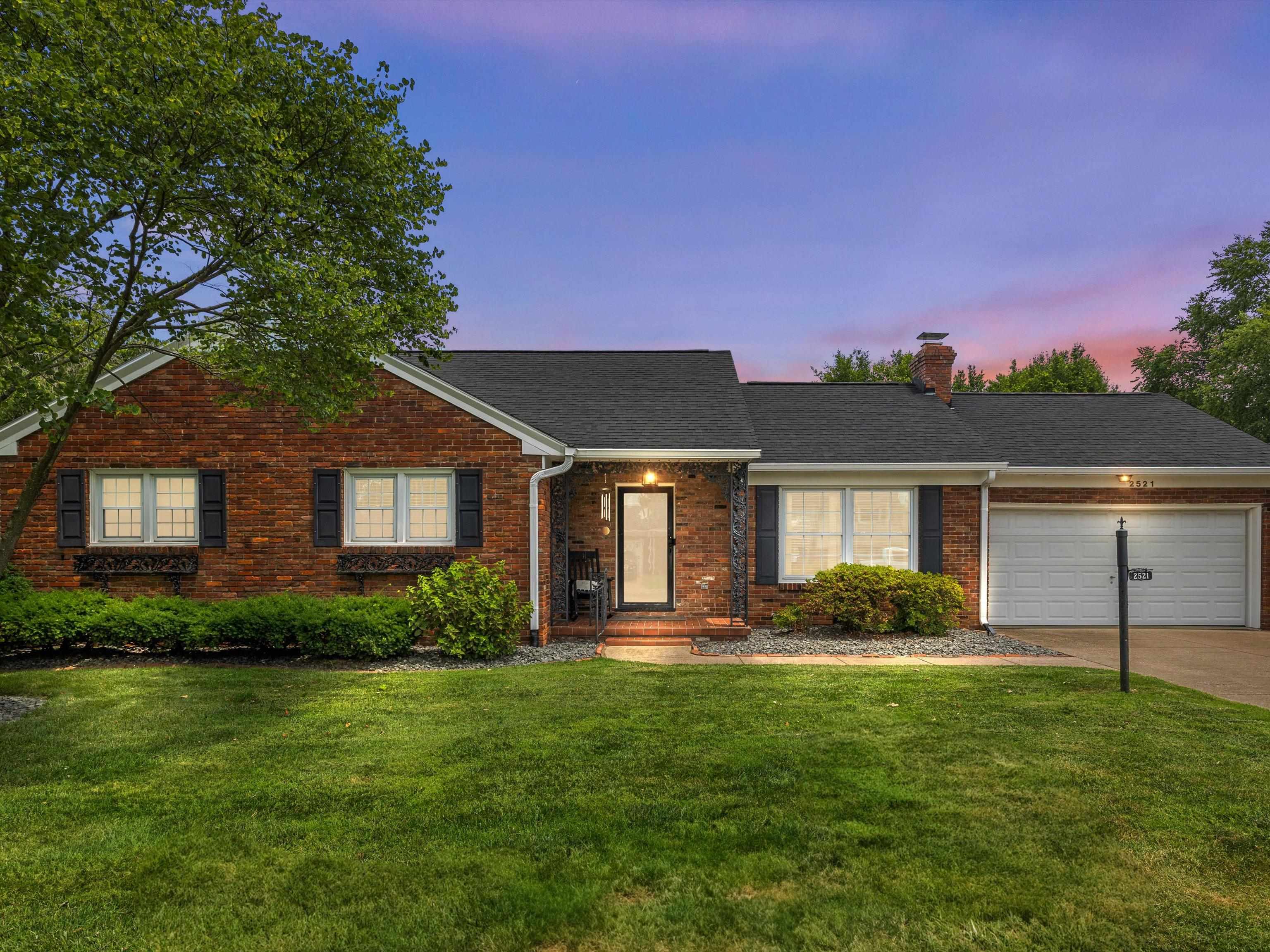 2521 Mayfair Ave, Owensboro, Kentucky 42301, 3 Bedrooms Bedrooms, ,1 BathroomBathrooms,Single Family Residence,For Sale,Mayfair Ave,89931