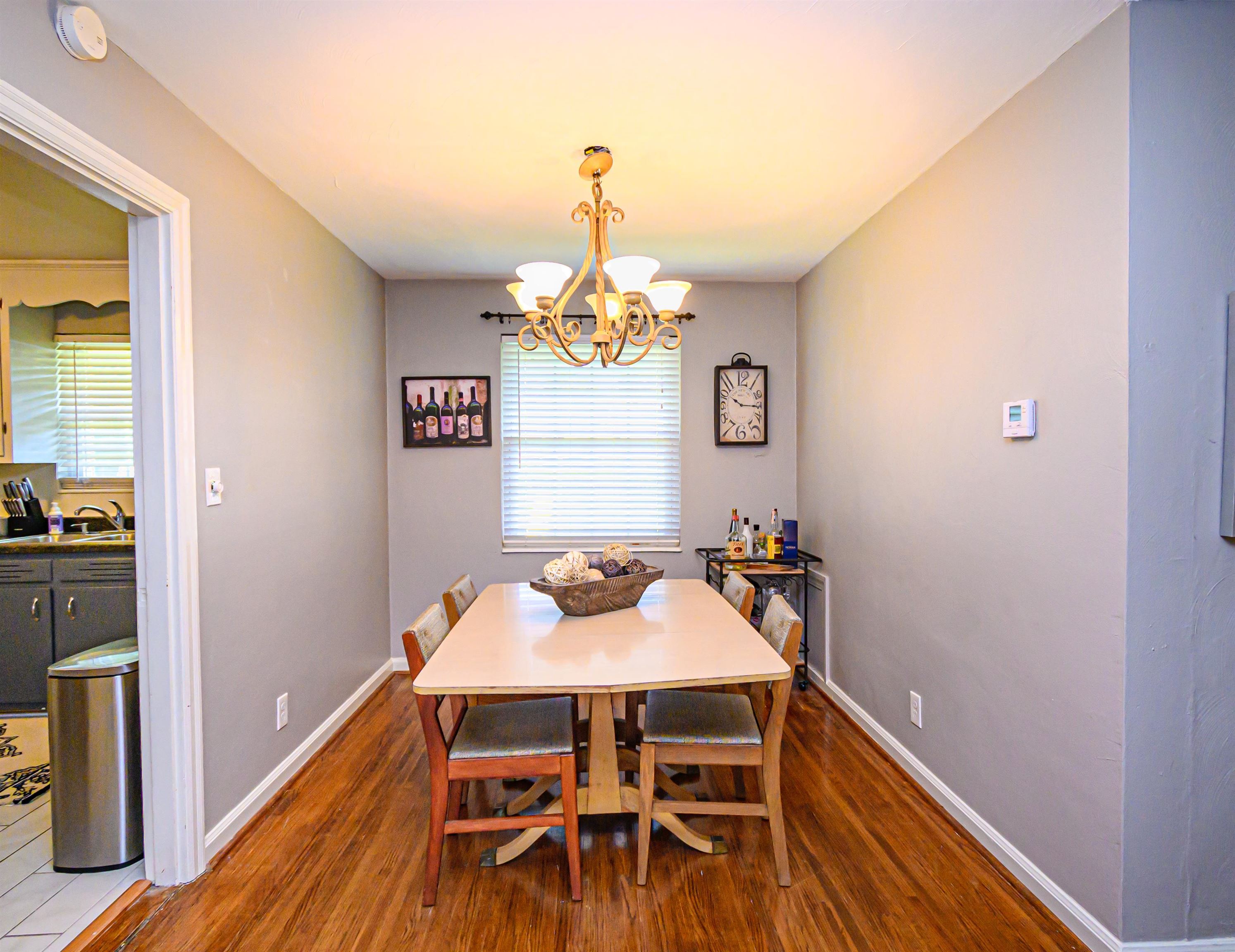 2311 York St., Owensboro, Kentucky 42301, 2 Bedrooms Bedrooms, ,1 BathroomBathrooms,Single Family Residence,For Sale,York St.,89934
