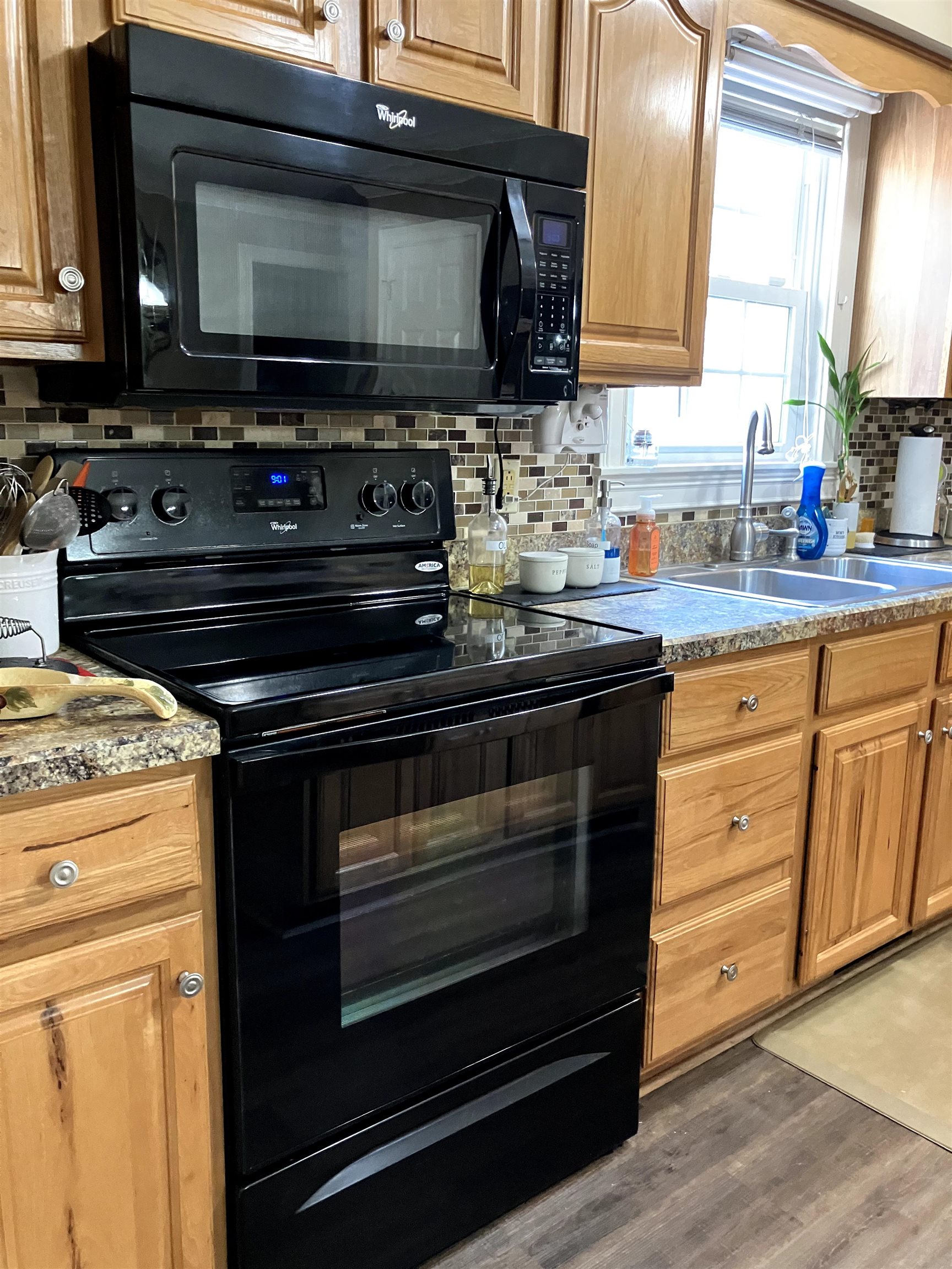 1409 Coventry Lane, Owensboro, Kentucky 42301, 3 Bedrooms Bedrooms, ,2 BathroomsBathrooms,Single Family Residence,For Sale,Coventry Lane,89938