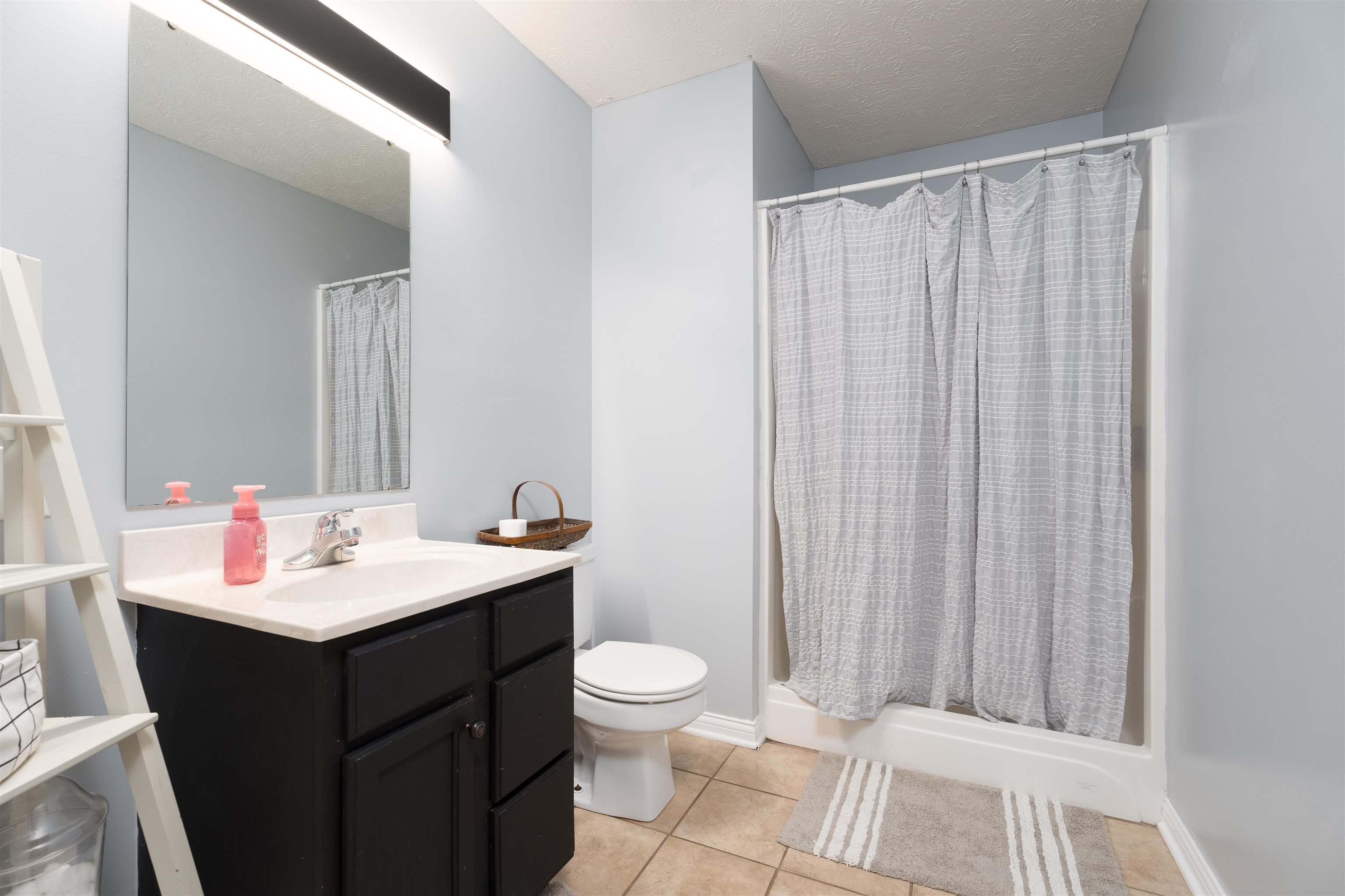 6126 Wayne Bridge Road, Owensboro, Kentucky 42301, 3 Bedrooms Bedrooms, ,2 BathroomsBathrooms,Single Family Residence,For Sale,Wayne Bridge Road,89939
