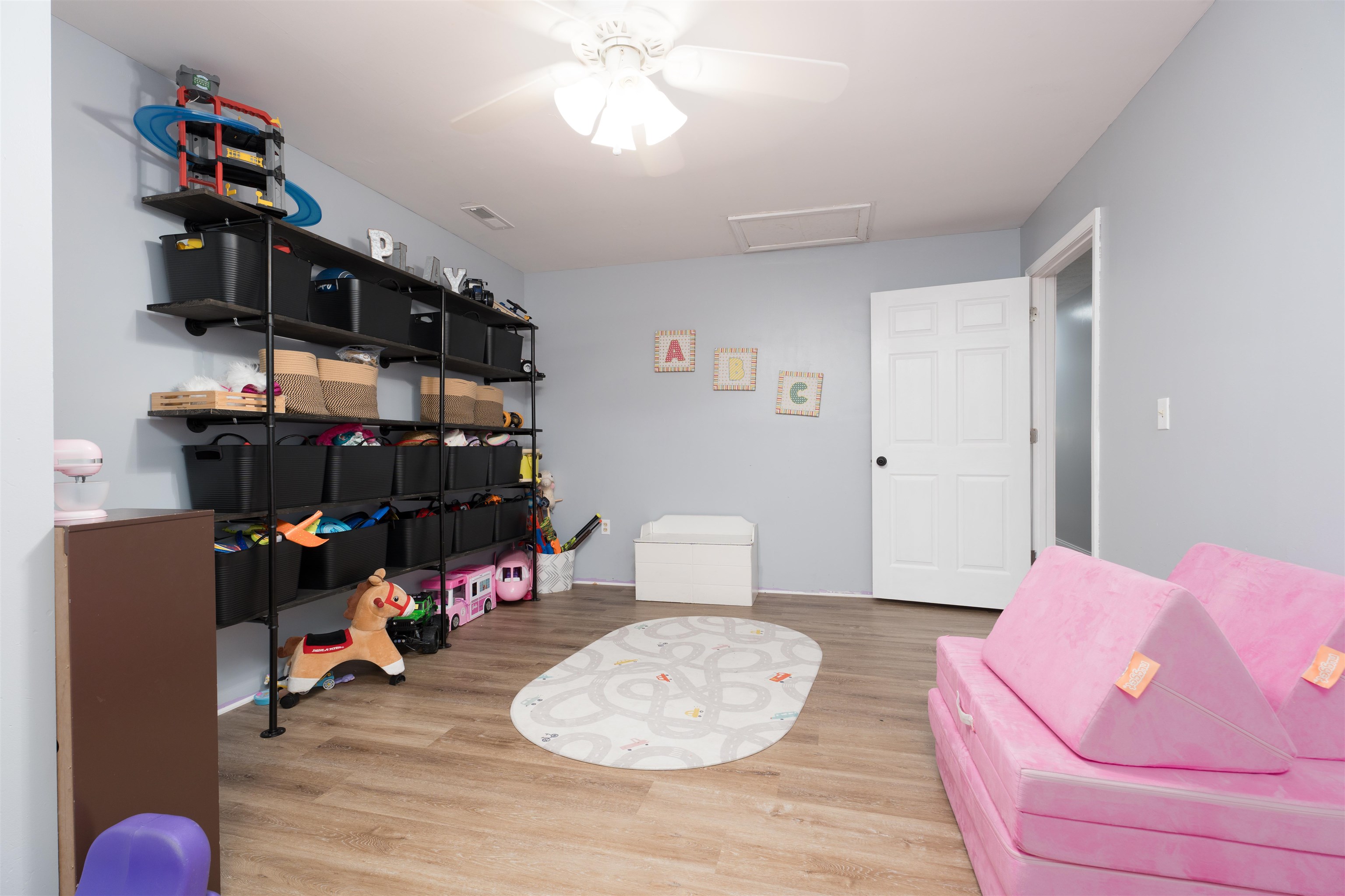 6126 Wayne Bridge Road, Owensboro, Kentucky 42301, 3 Bedrooms Bedrooms, ,2 BathroomsBathrooms,Single Family Residence,For Sale,Wayne Bridge Road,89939