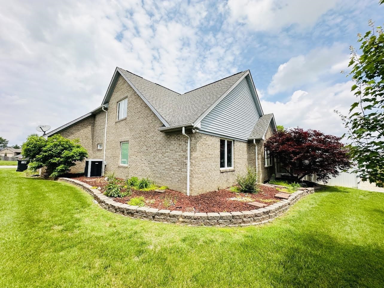 2845 Turfway Dr, Owensboro, Kentucky 42303, 4 Bedrooms Bedrooms, ,3 BathroomsBathrooms,Single Family Residence,For Sale,Turfway Dr,89940