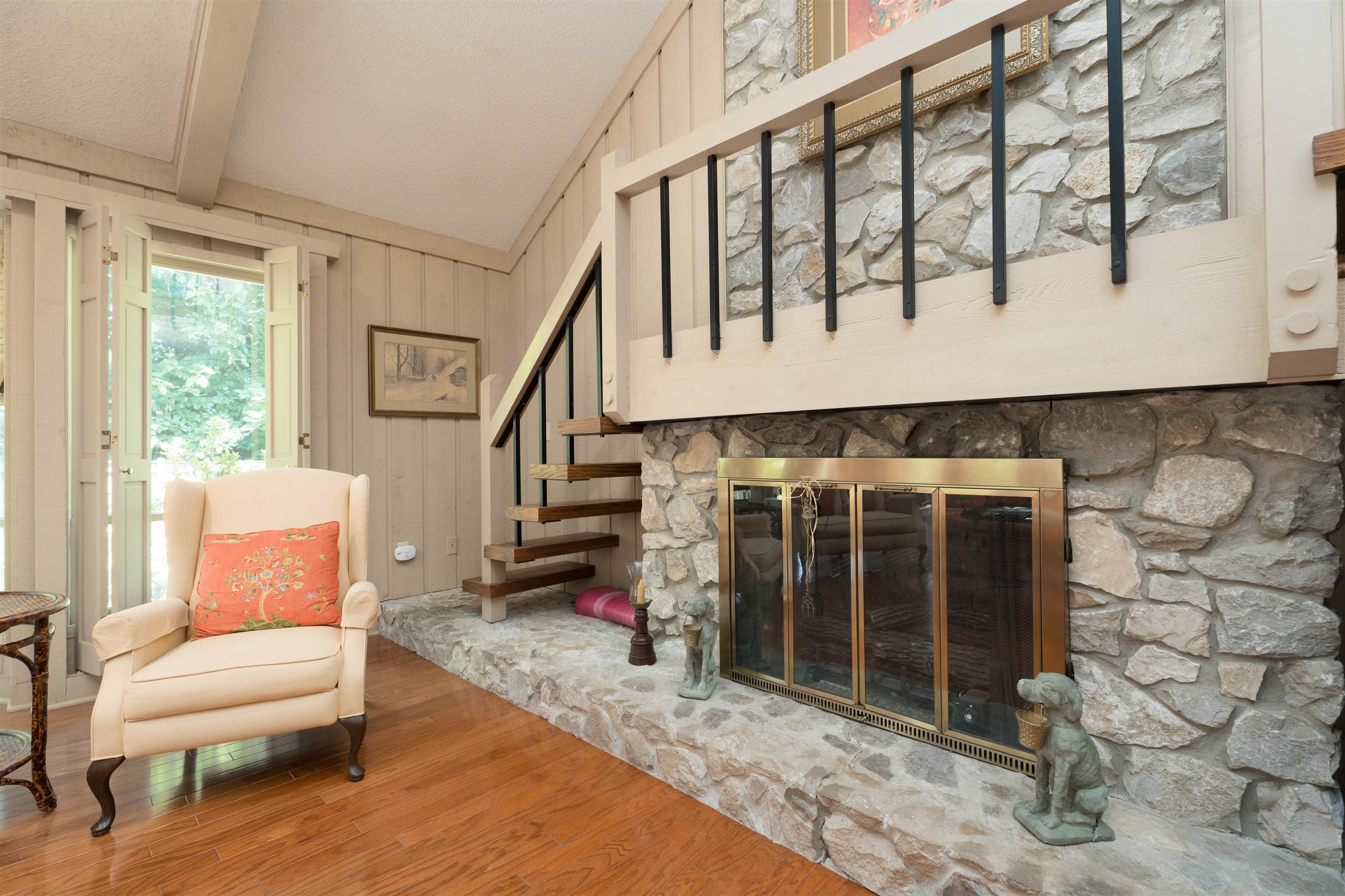 1572 Oak Park Drive, Owensboro, Kentucky 42301, 4 Bedrooms Bedrooms, ,3 BathroomsBathrooms,Single Family Residence,For Sale,Oak Park Drive,89944