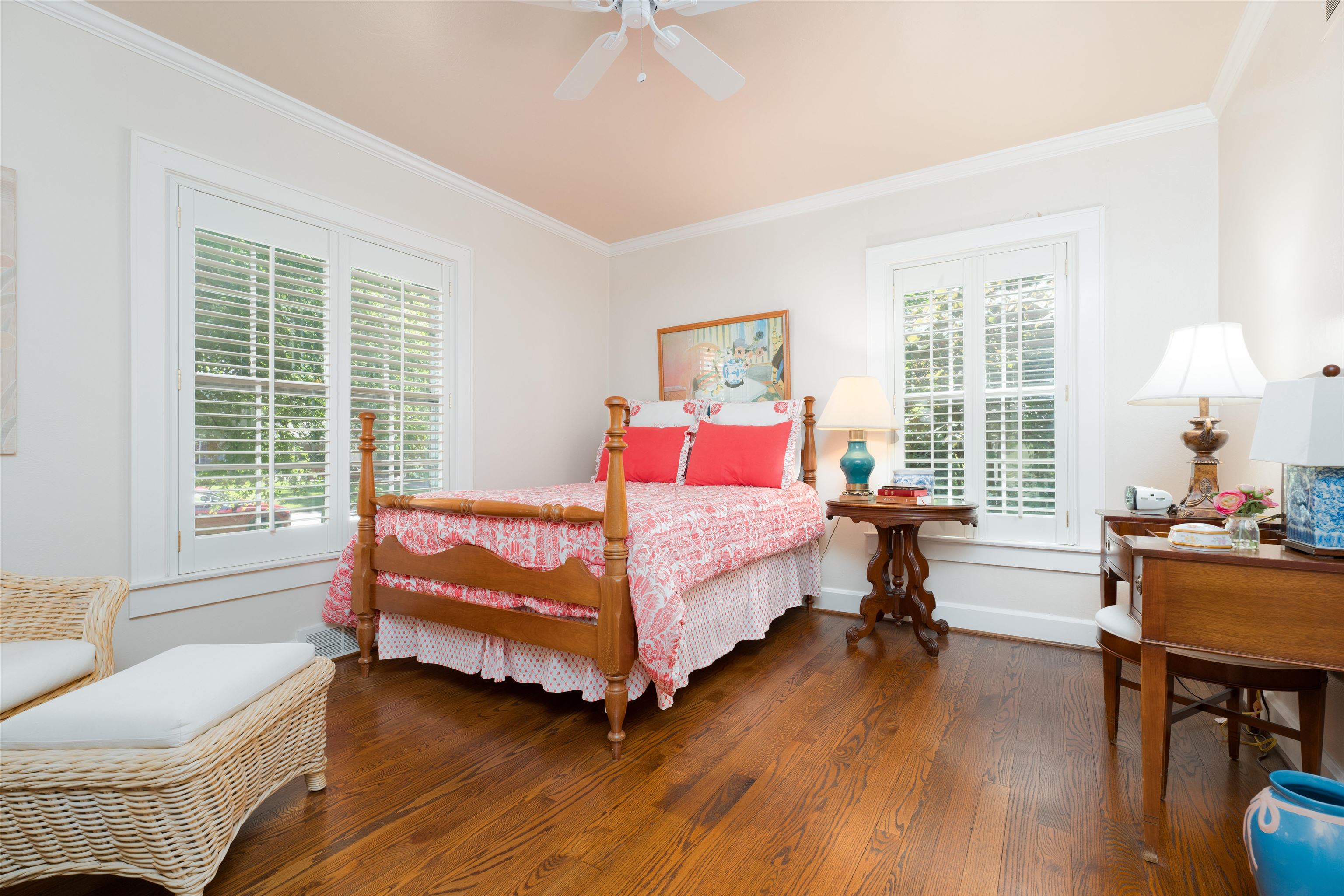1572 Oak Park Drive, Owensboro, Kentucky 42301, 4 Bedrooms Bedrooms, ,3 BathroomsBathrooms,Single Family Residence,For Sale,Oak Park Drive,89944